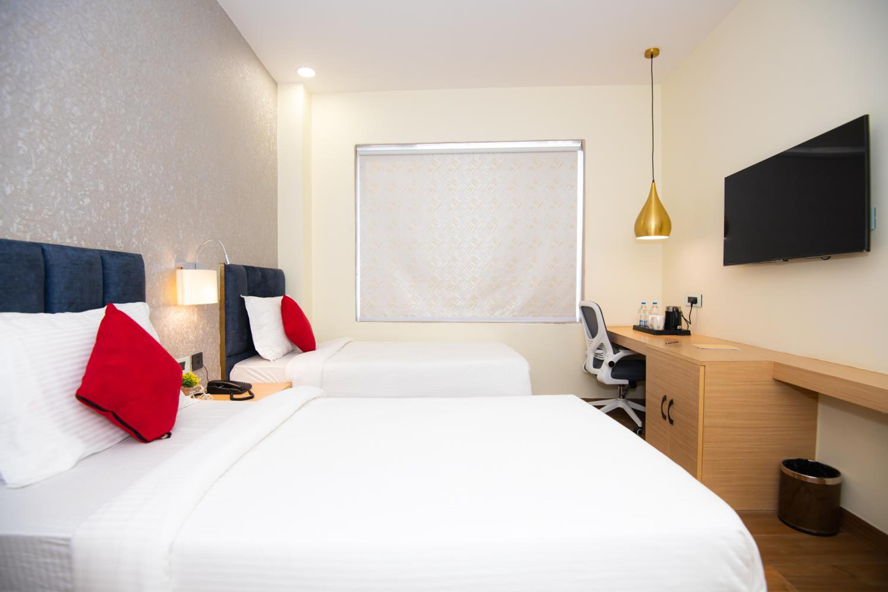 Superior Twin Room photo 2