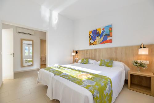 Superior One-Bedroom Apartment