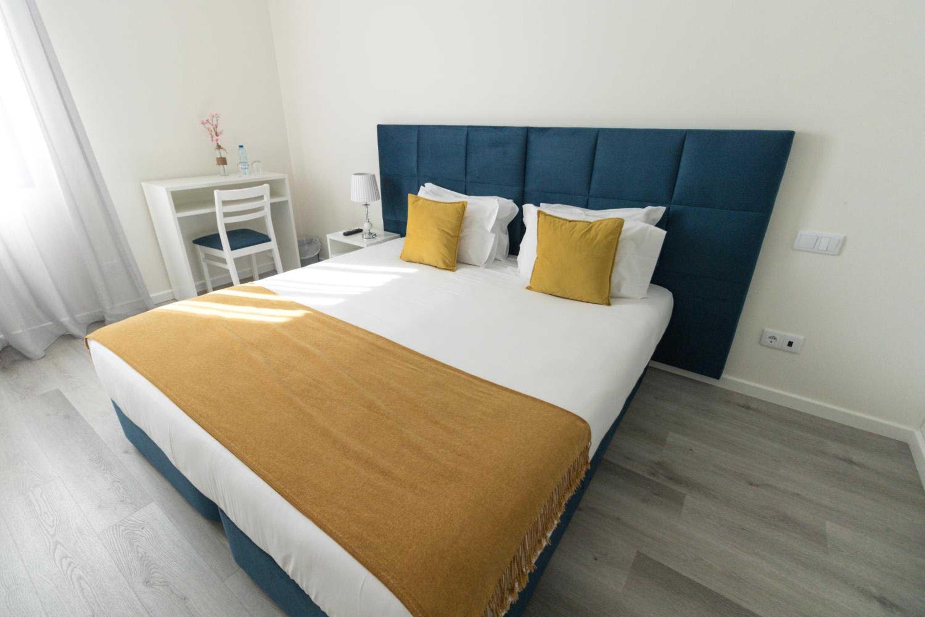 Deluxe Room - Photo 1