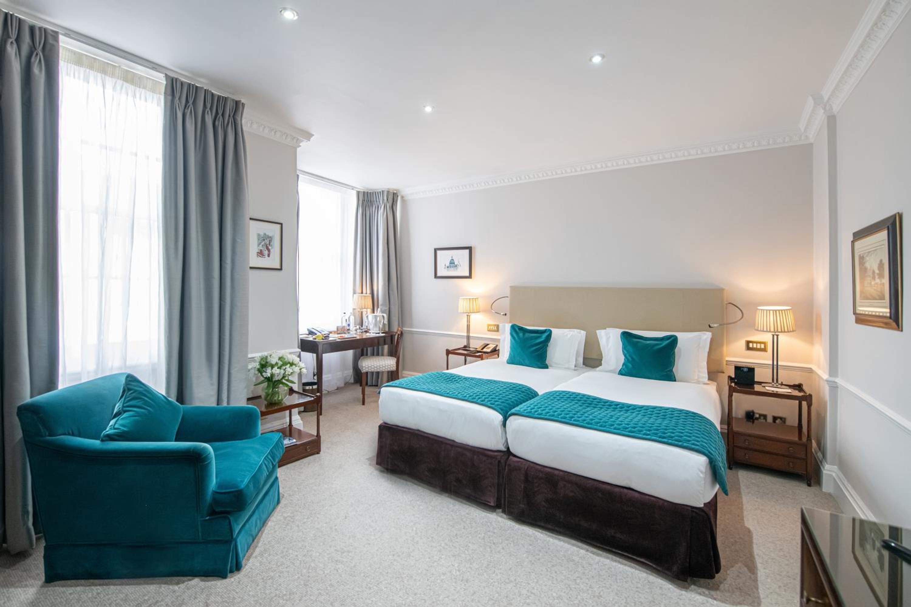 Executive Twin Room photo 3