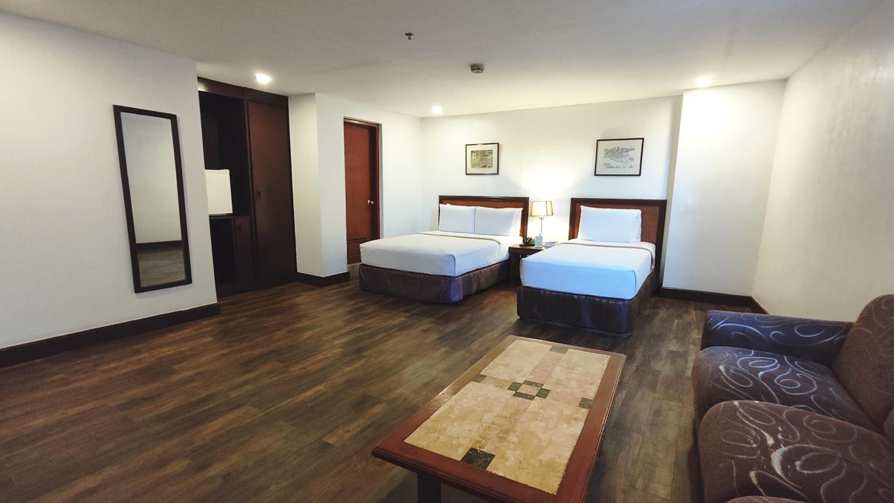 Family Suite photo 2