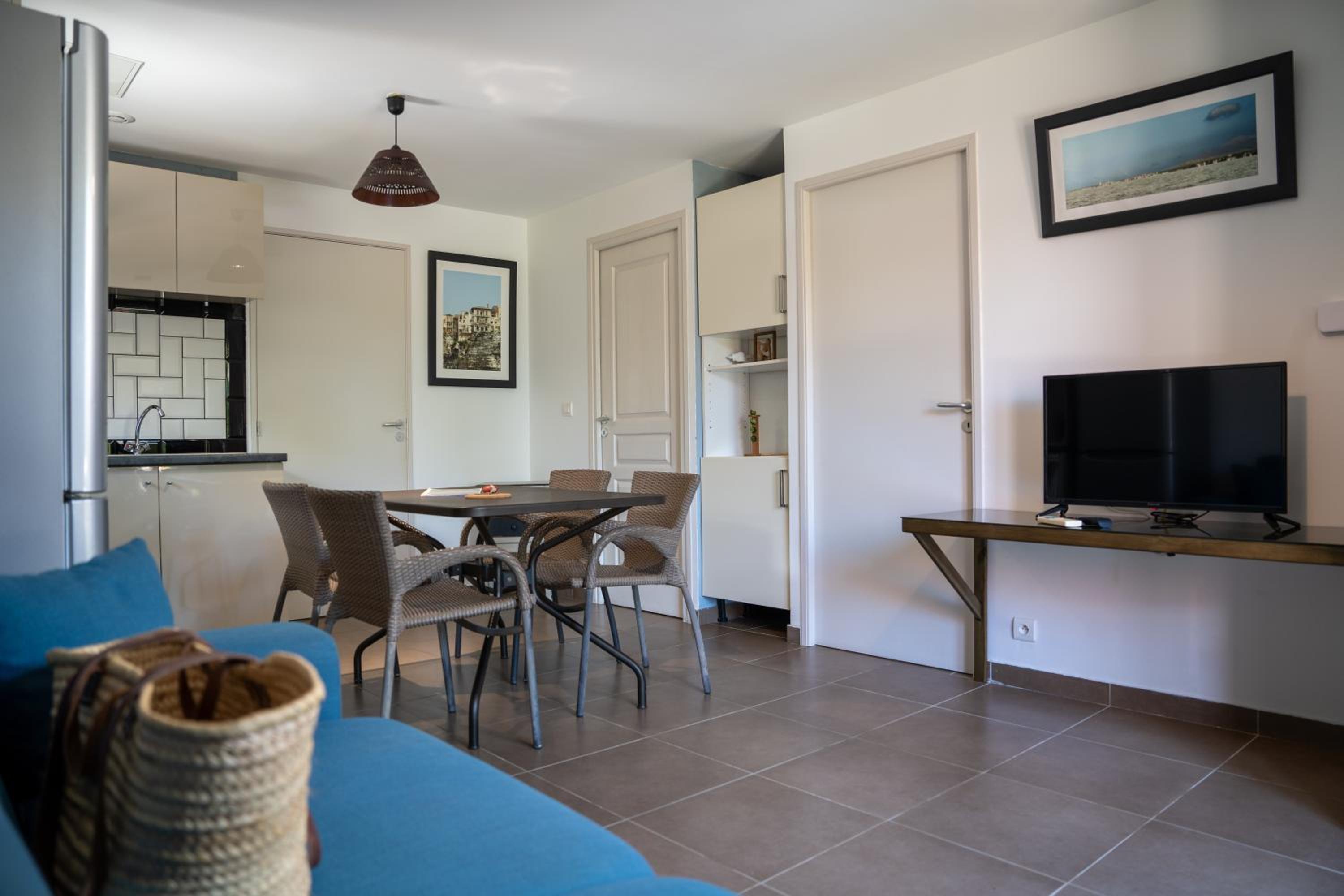 Two-Bedroom House with Terrace