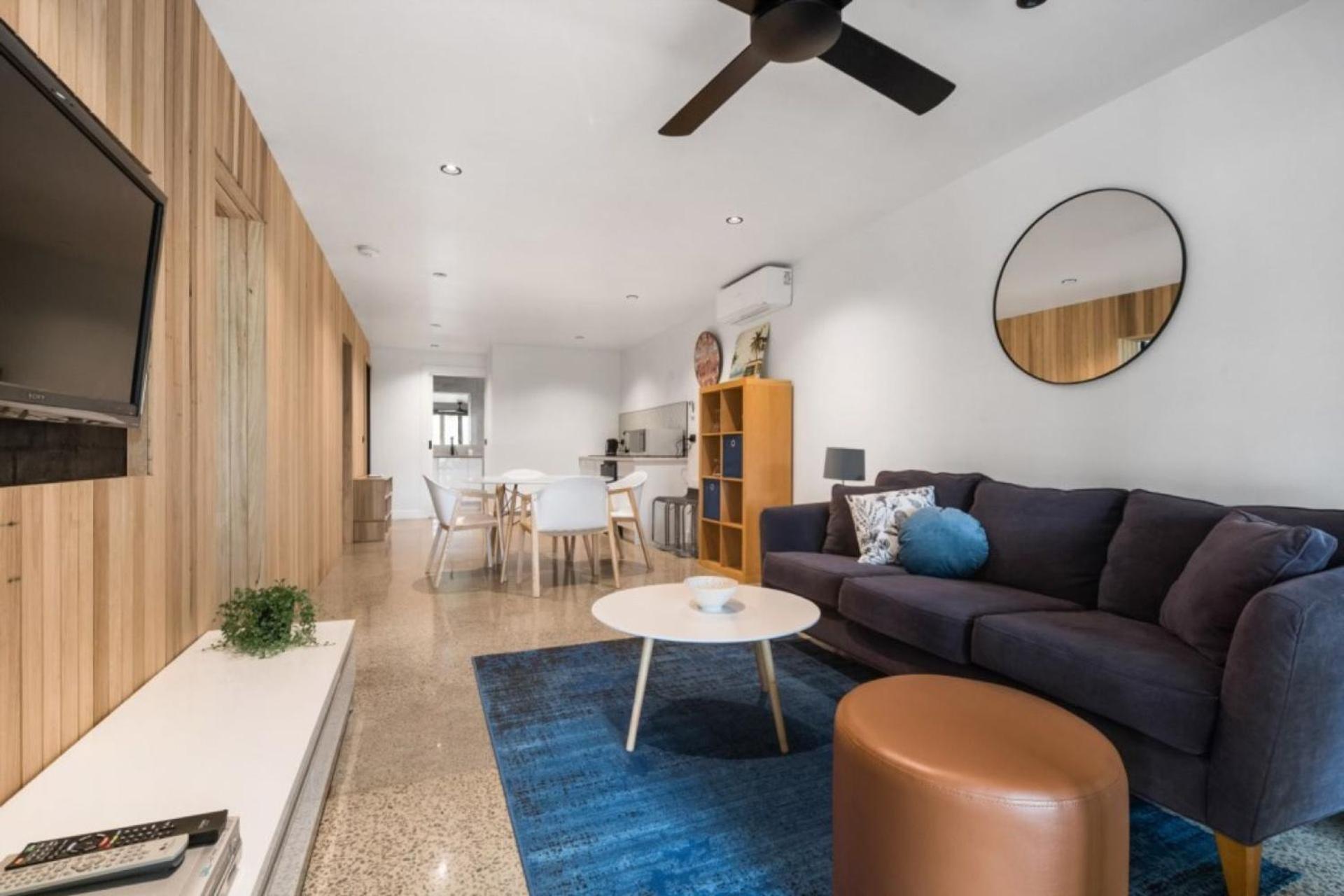 Studio Apartment photo 3