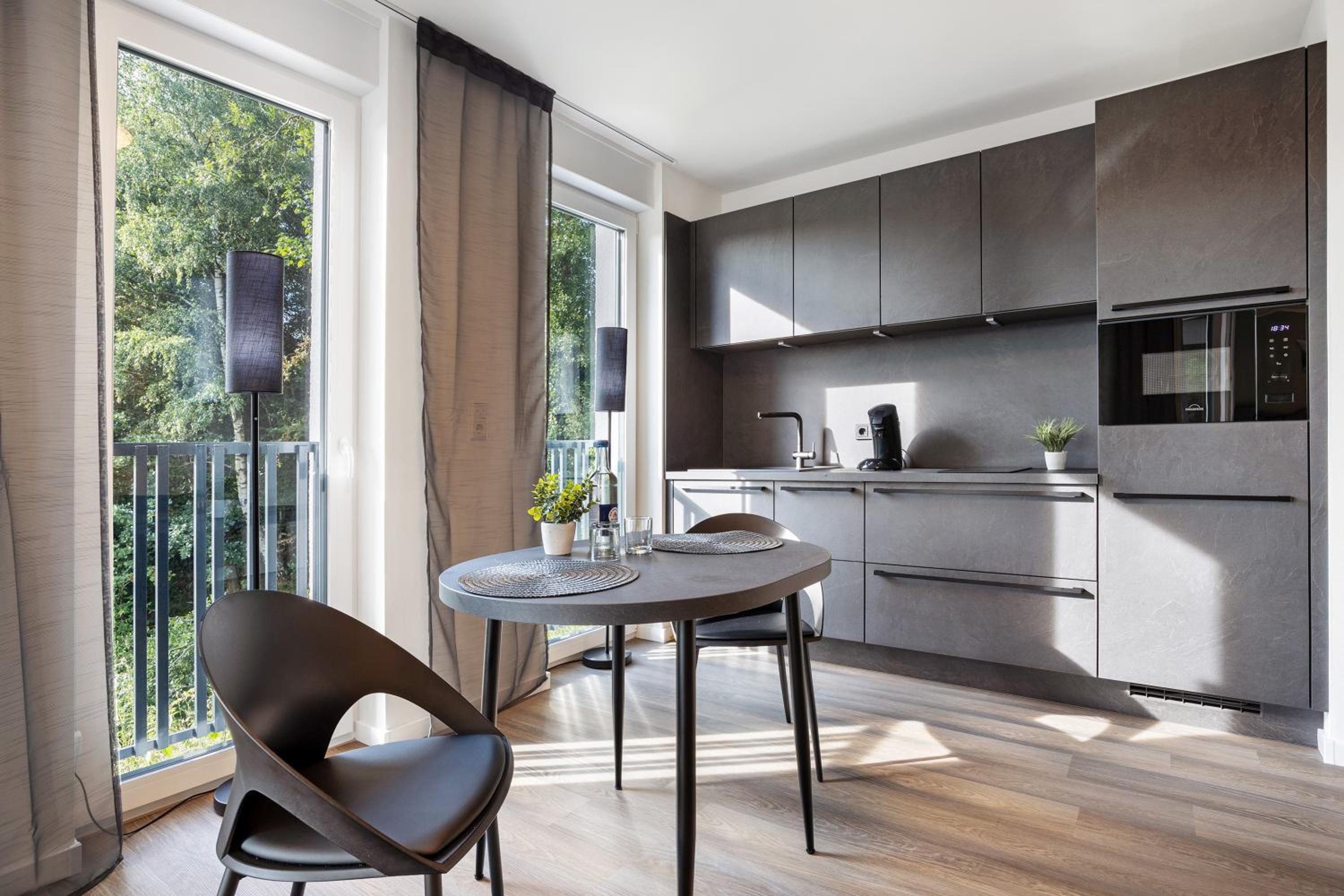 Superior One-Bedroom Apartment with Balcony photo 3