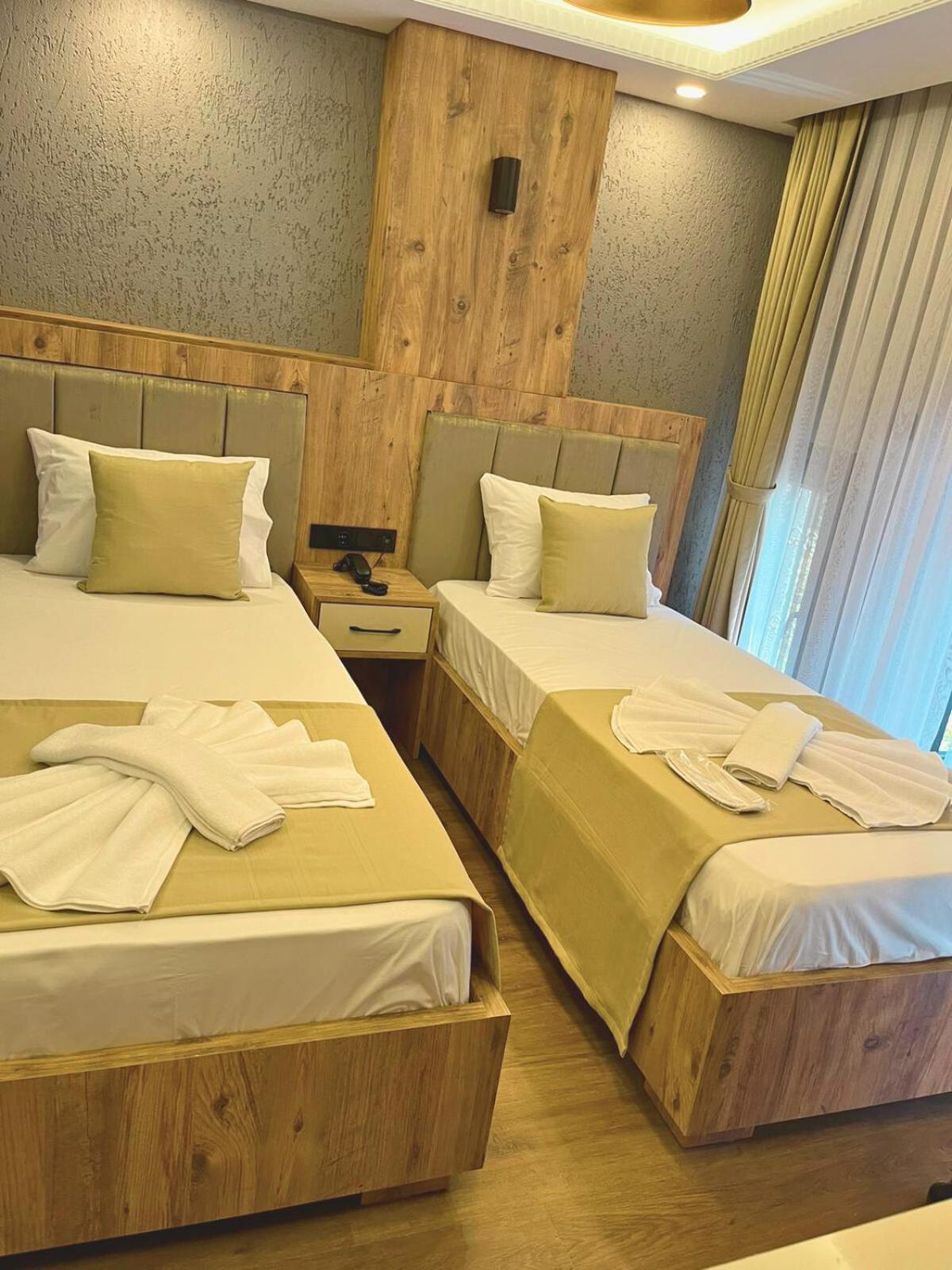Twin Room with Balcony photo 1