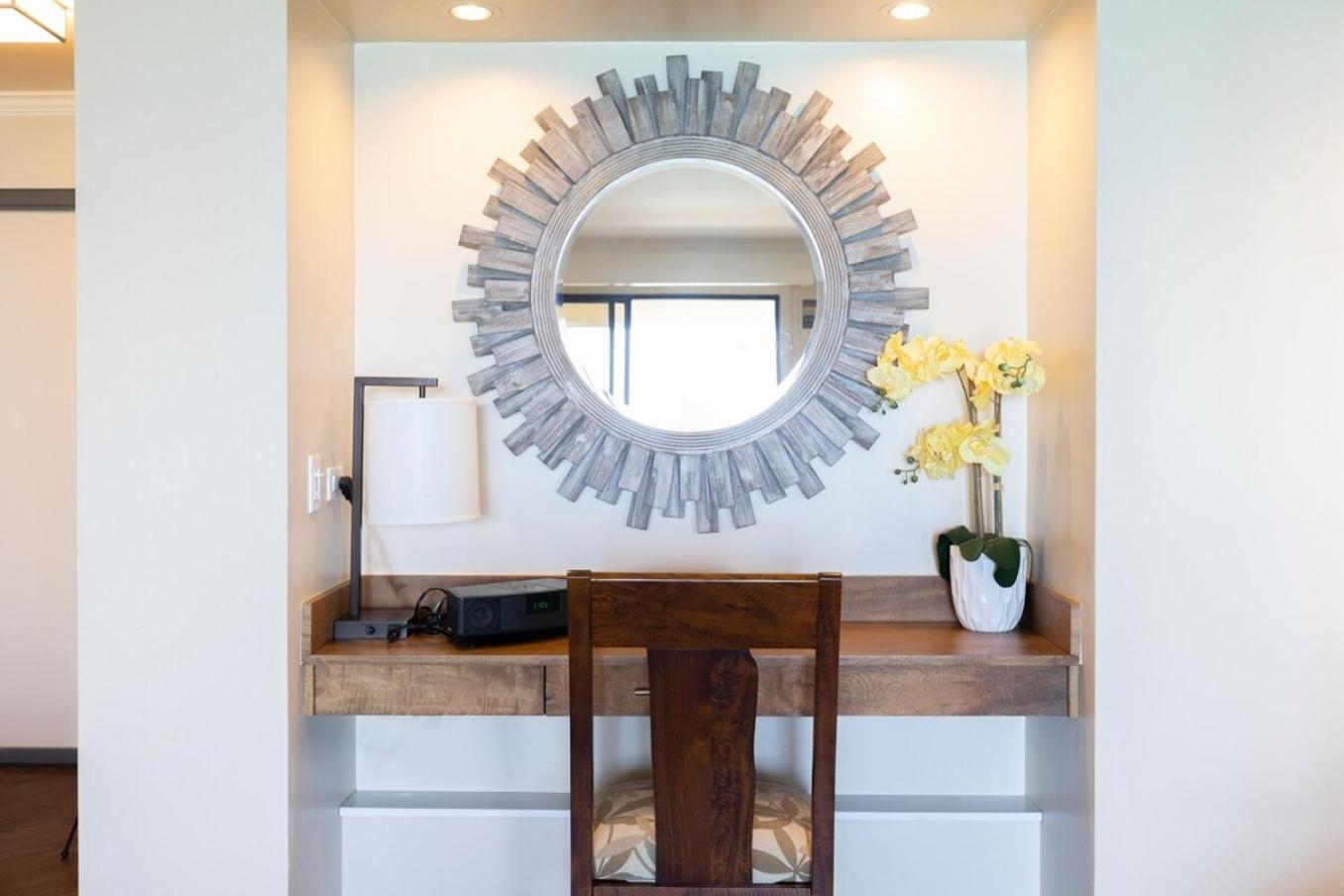Aston Waikiki Beach Tower: Apartment With Sea View photo