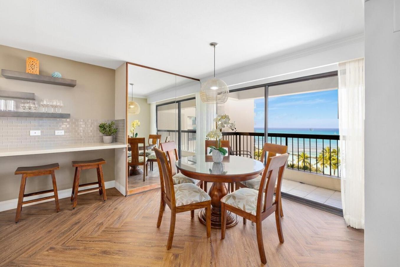 Aston Waikiki Beach Tower: Apartment With Sea View photo