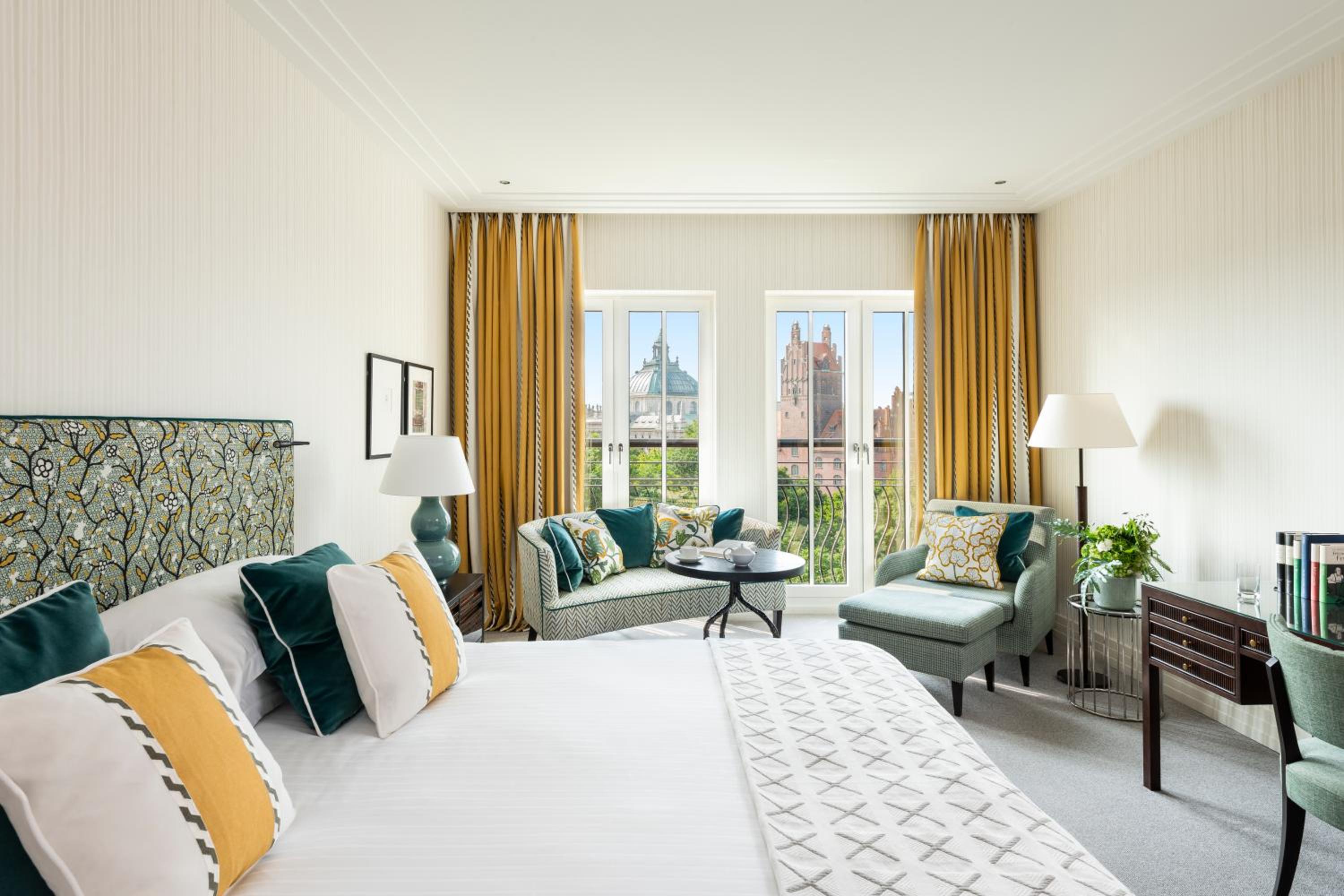Superior Deluxe King Room