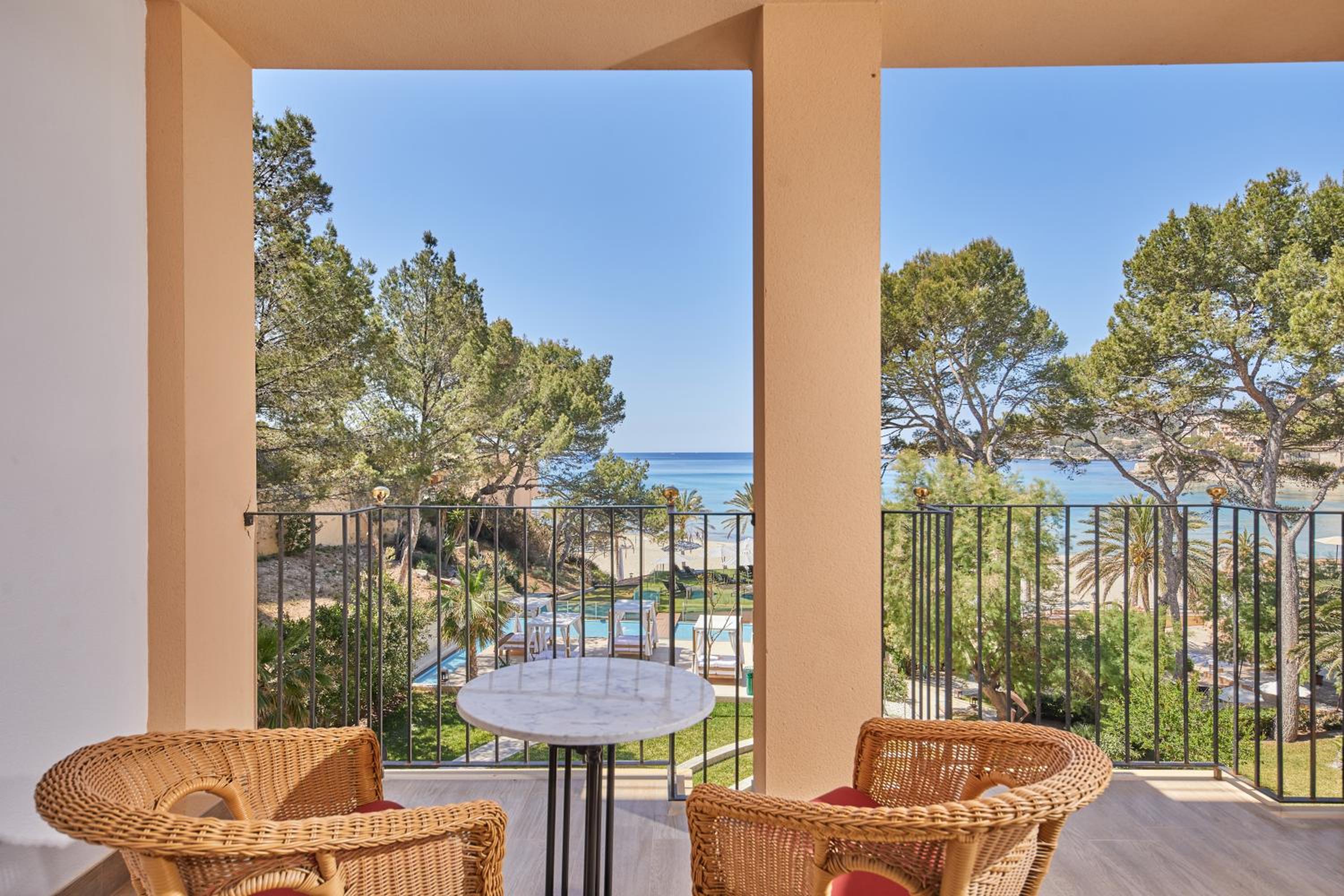 Preferred Club Deluxe Frontal Sea View