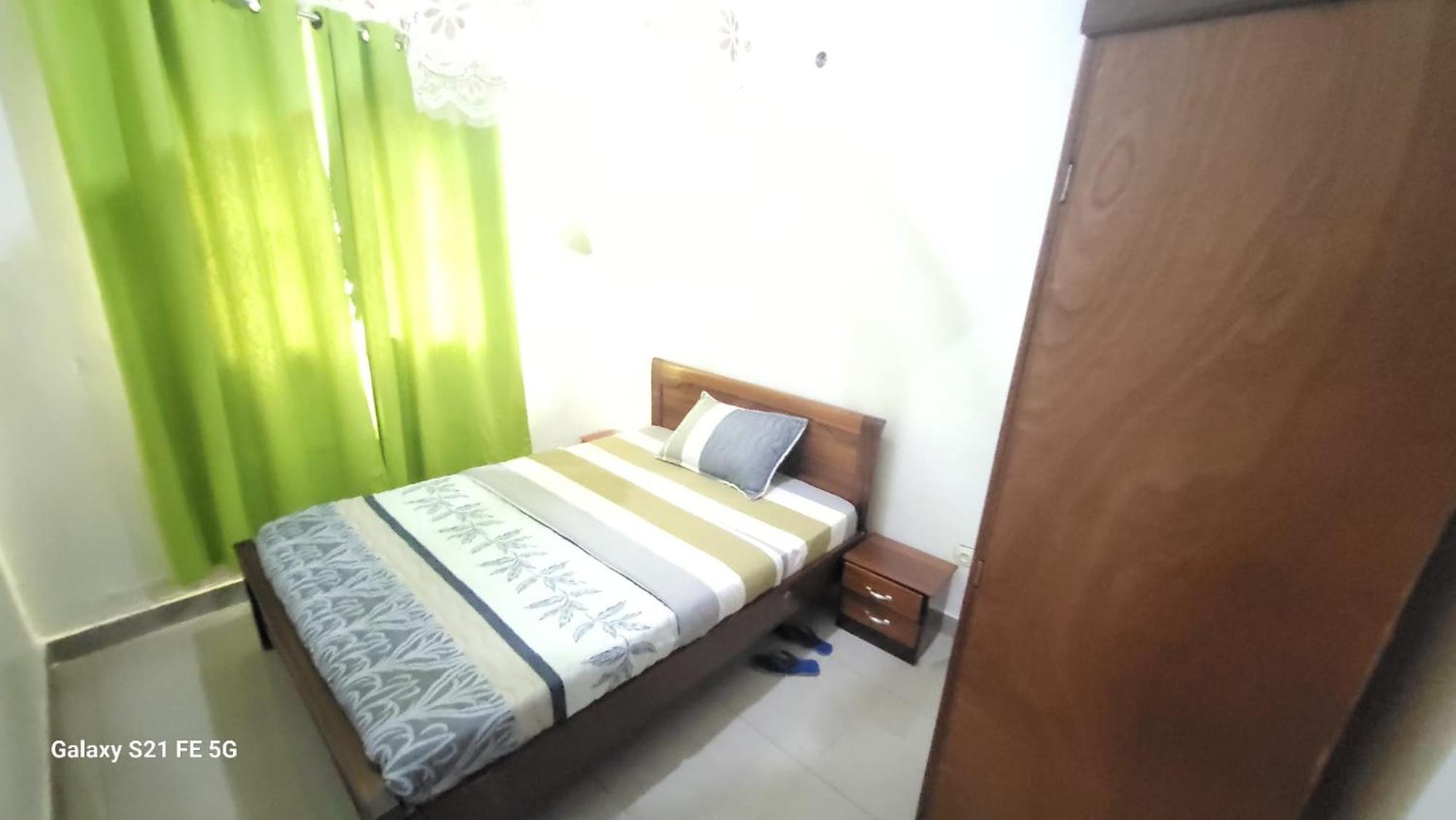 Three-Bedroom House photo 2