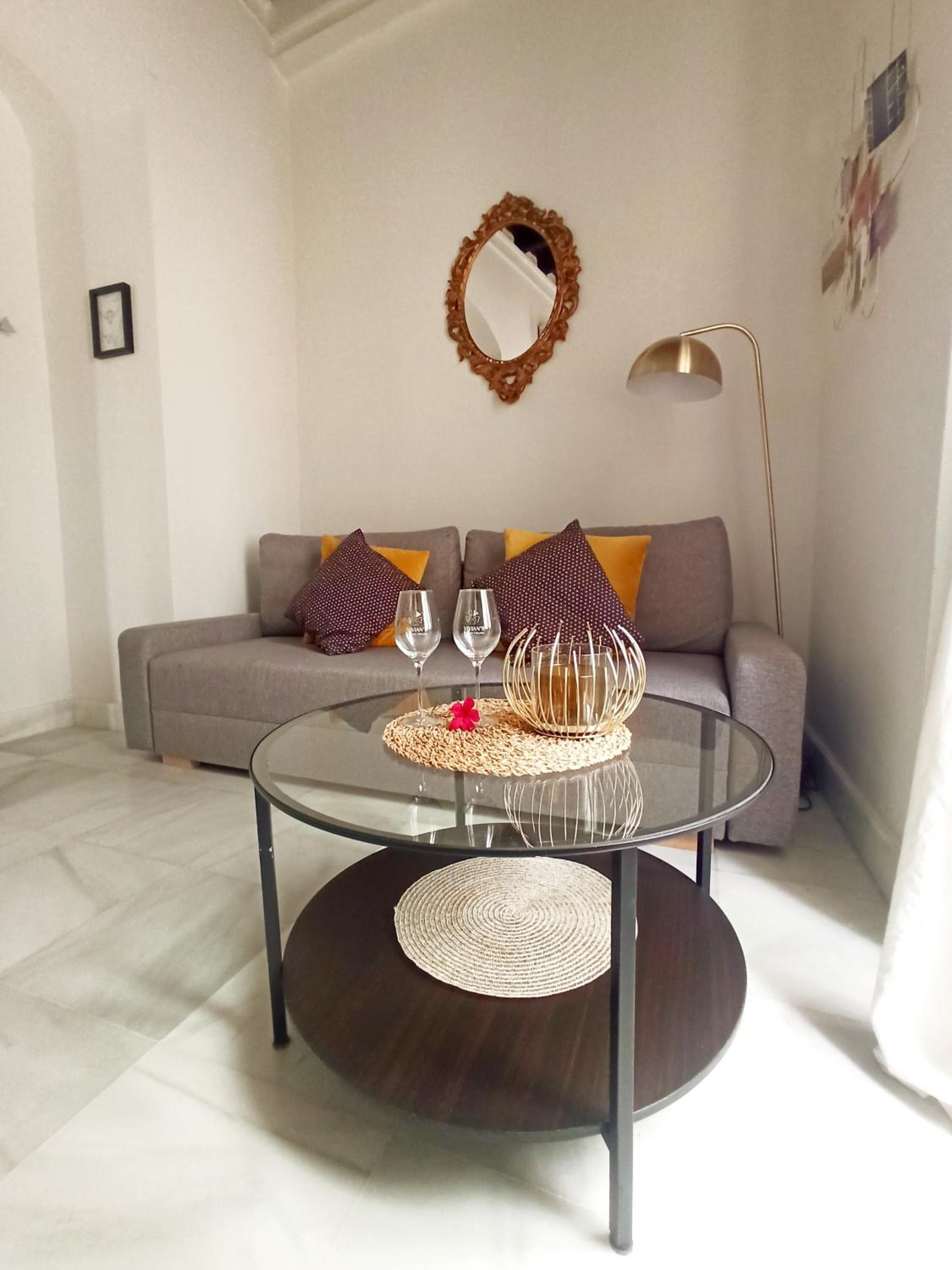 One-Bedroom Deluxe Apartment - Photo 9