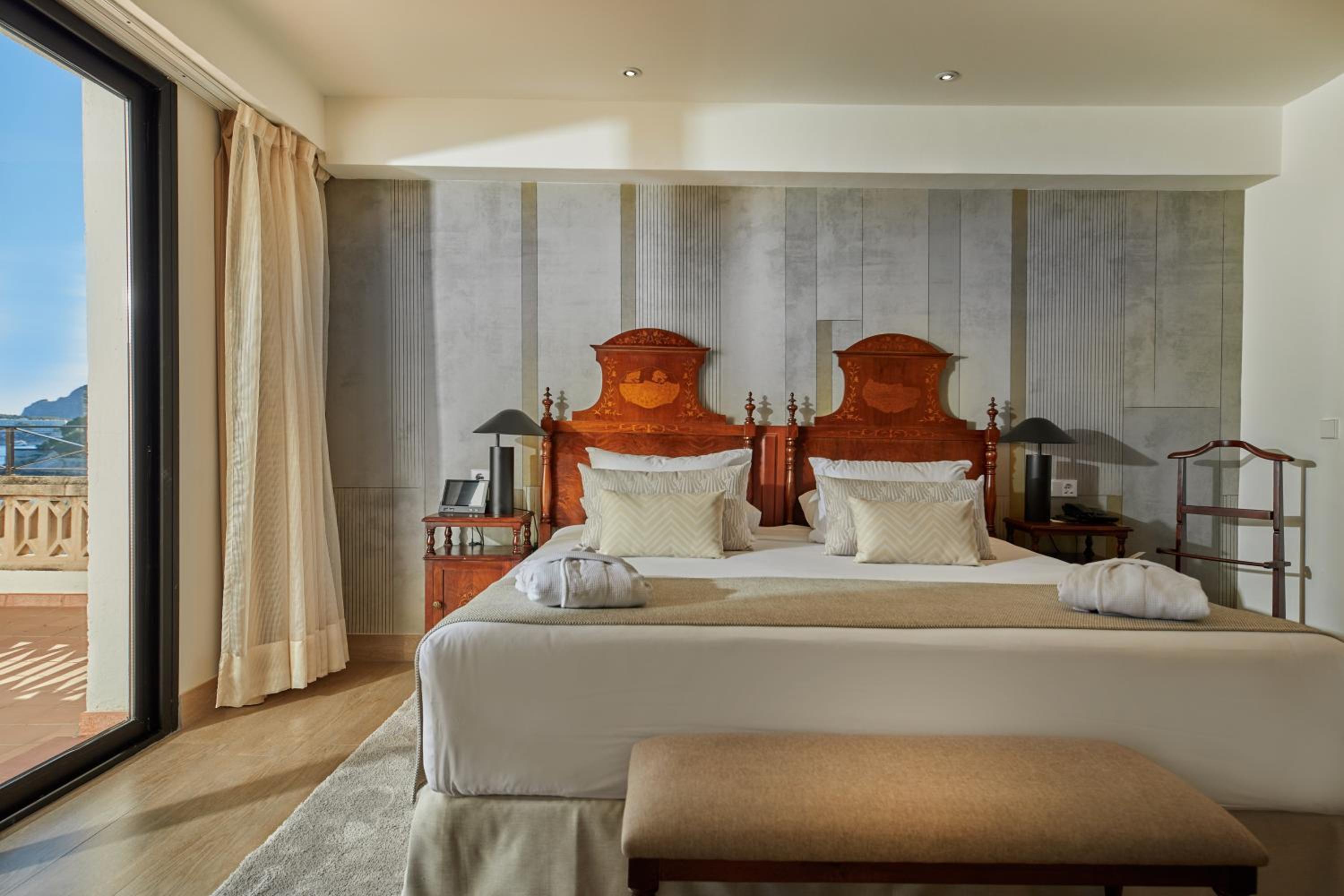 Preferred Club Master Suite Frontal Sea View