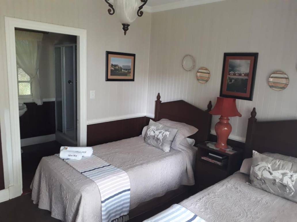 Standard Twin Bedroom at the Country Inn
