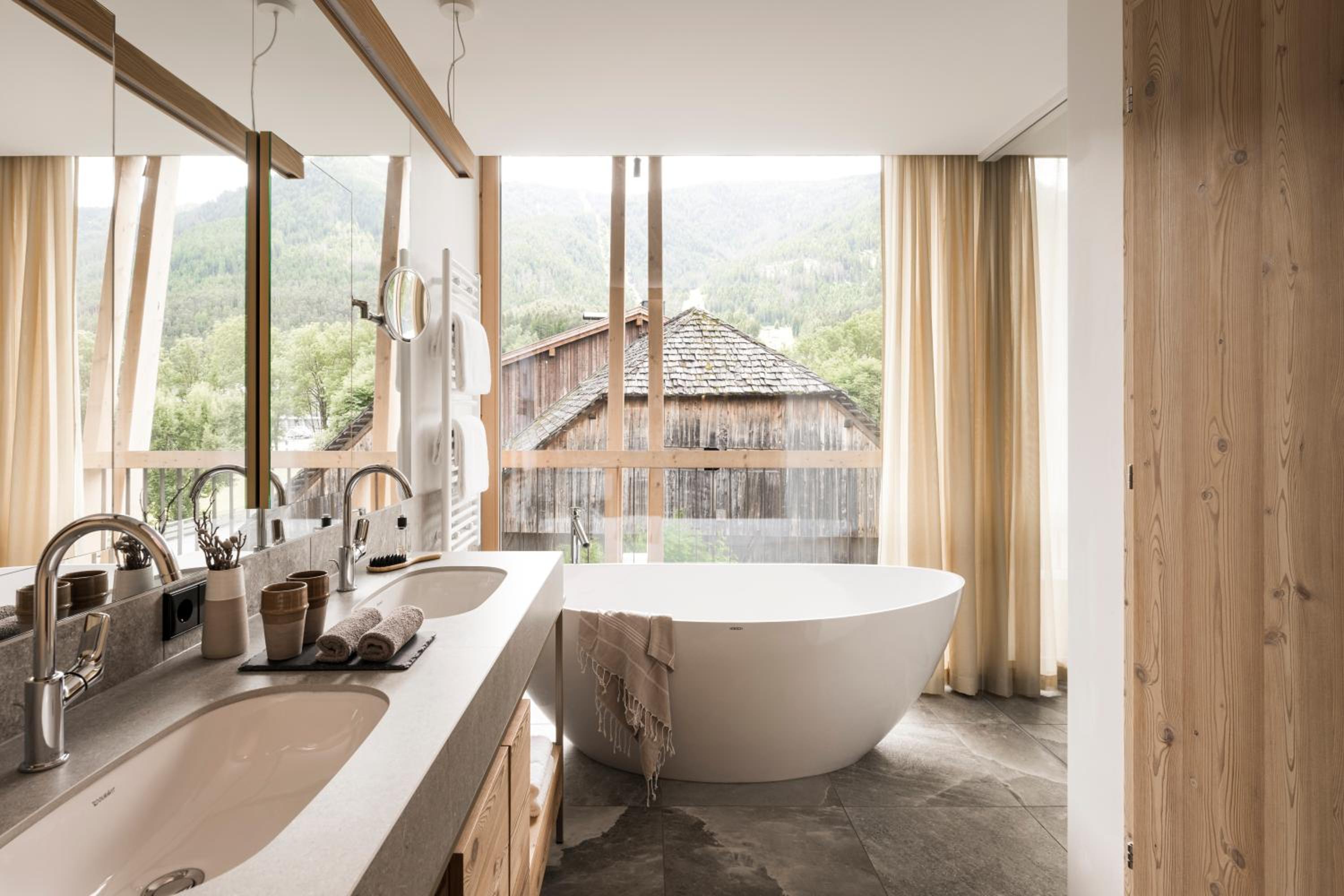 Summit Suite with Finnish Sauna