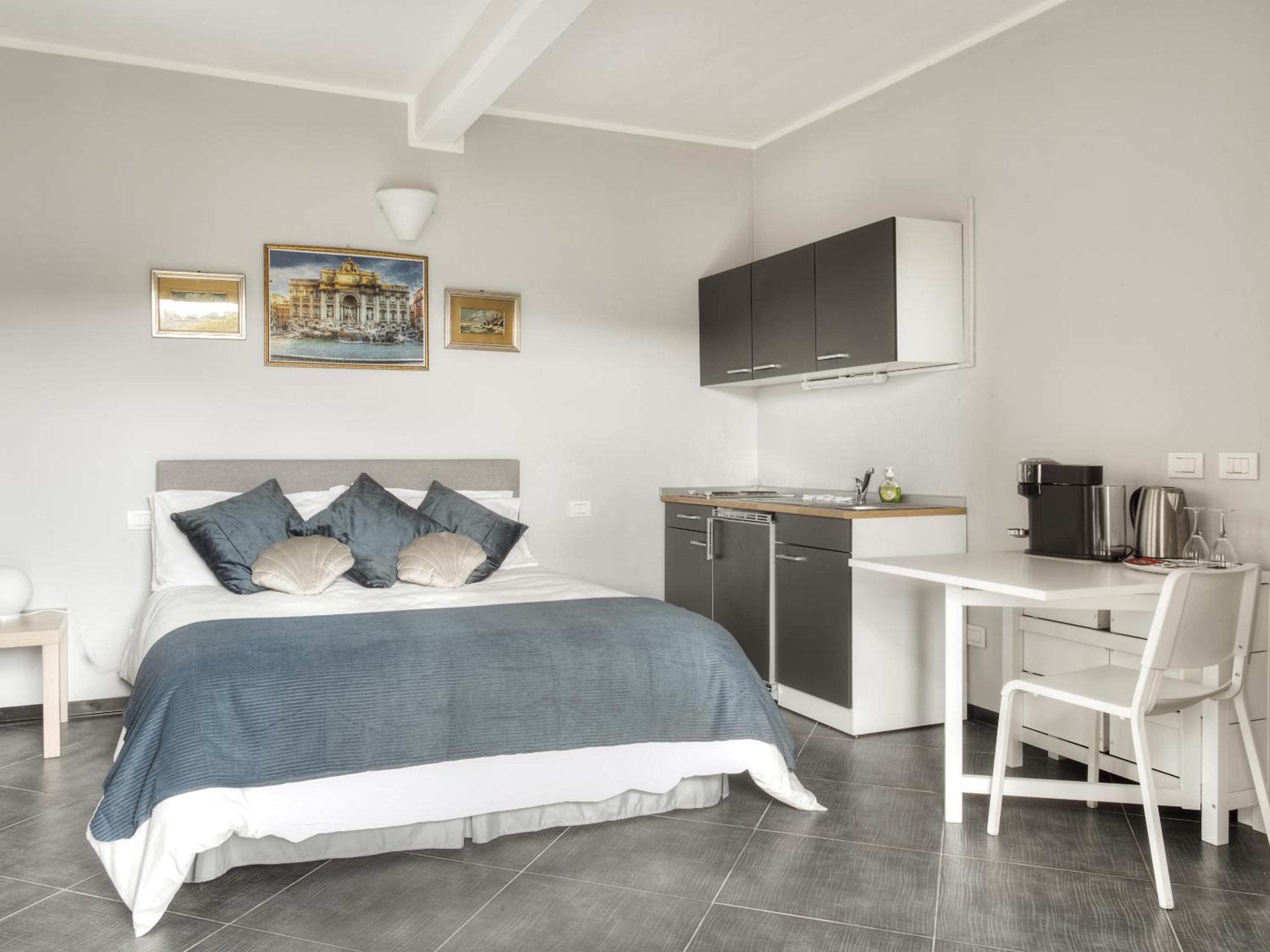 Double Room with Private Bathroom photo 1