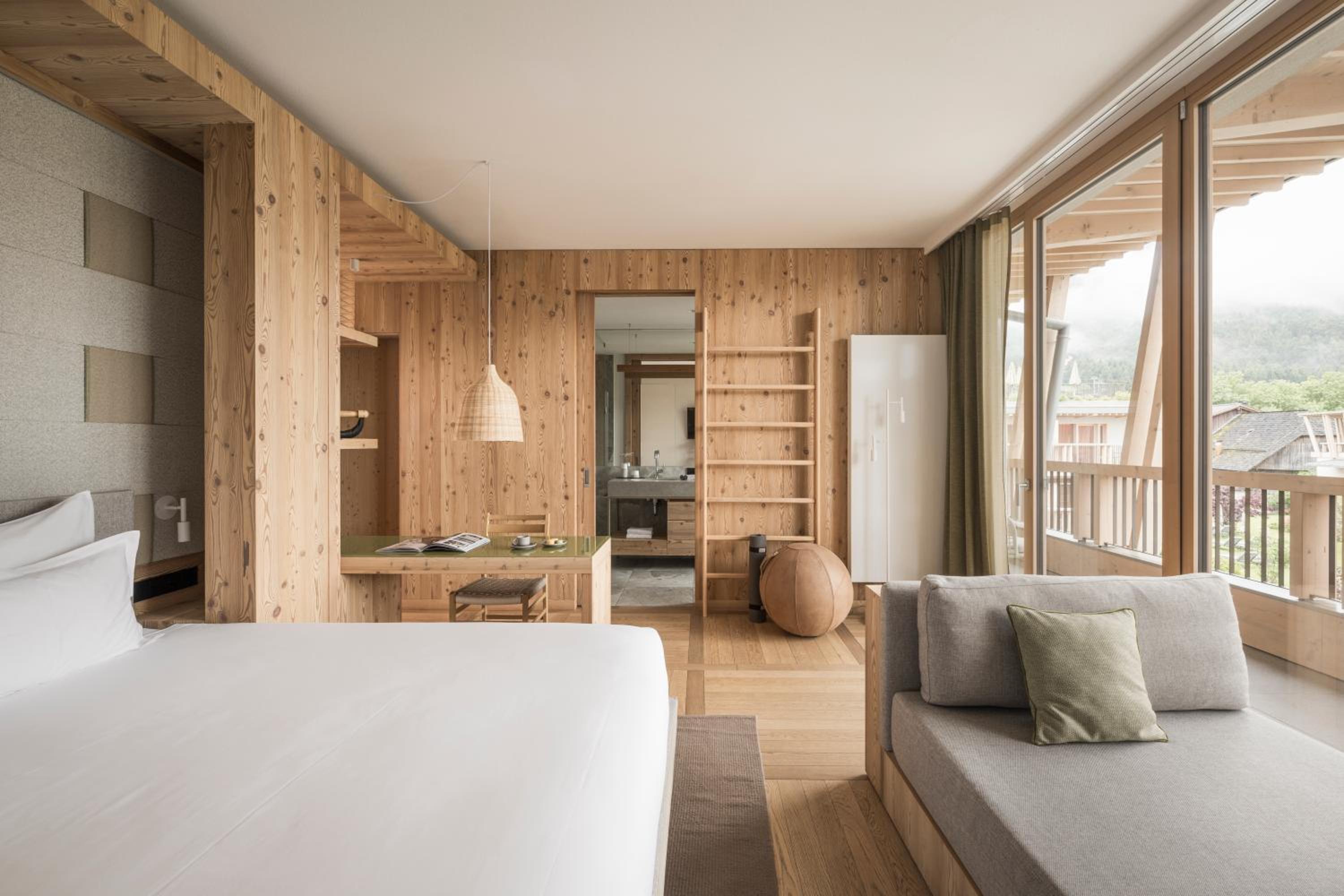 Junior Suite with Infrared Cabin