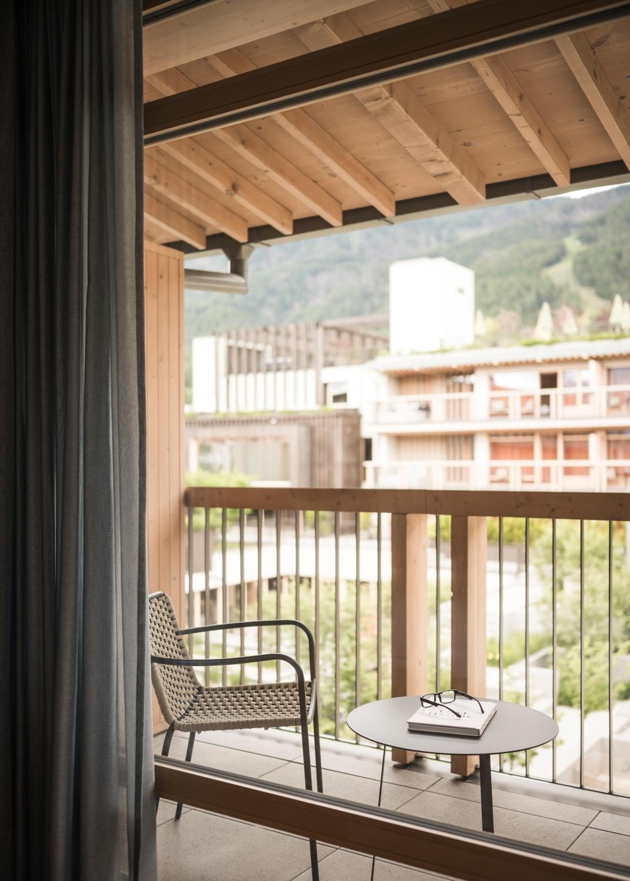 Grand Deluxe Double Room with Balcony