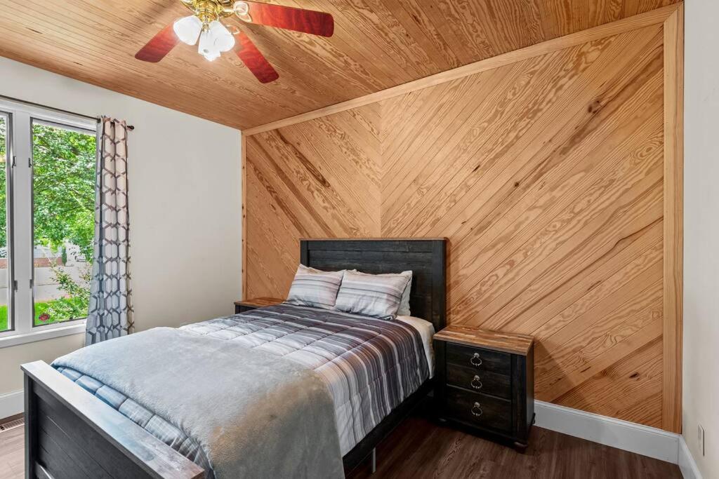 Four-Bedroom House photo 1