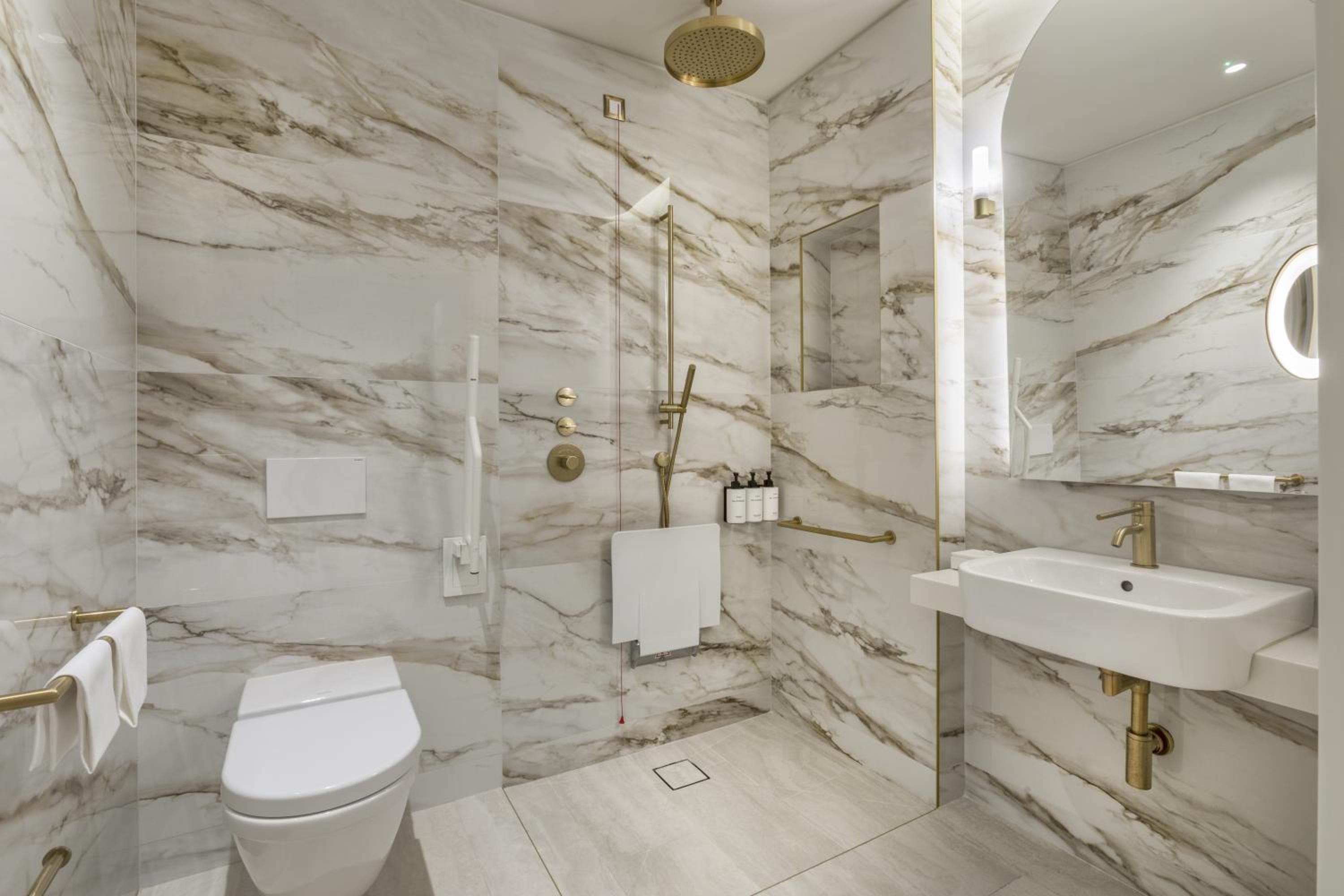 Classic King Room - Accessible