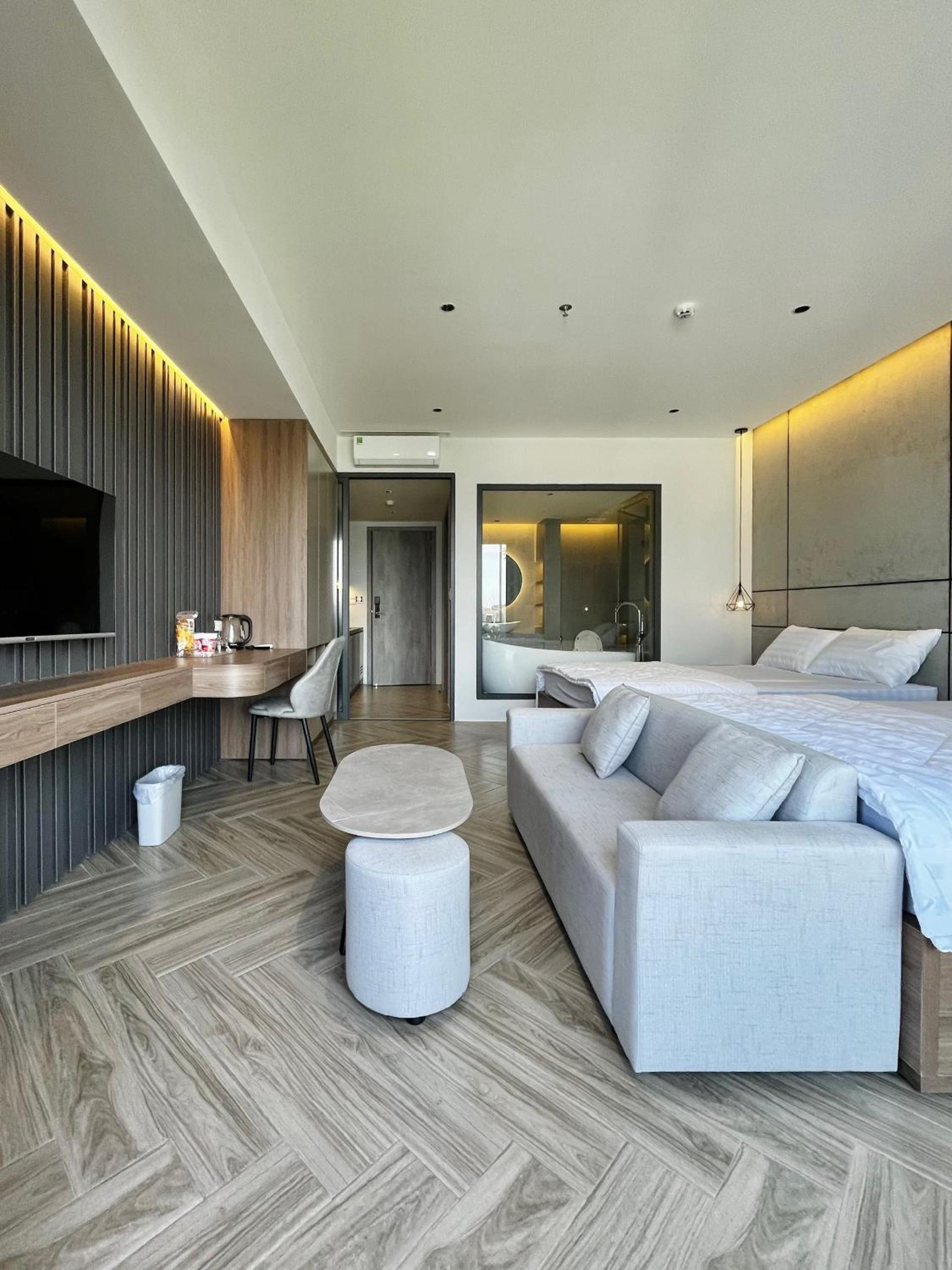 Twin Room with Bath