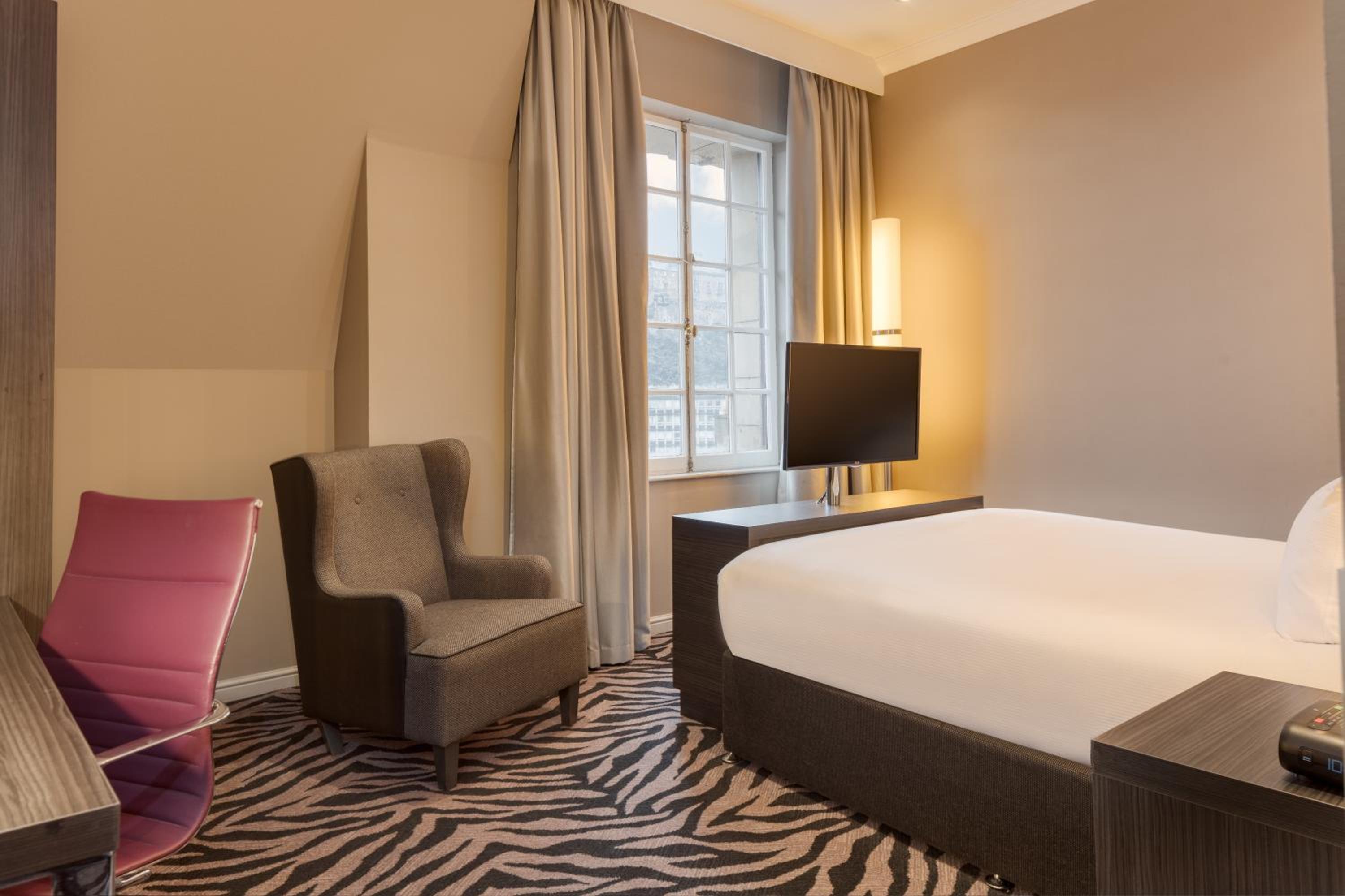 King Deluxe Room with Castle View