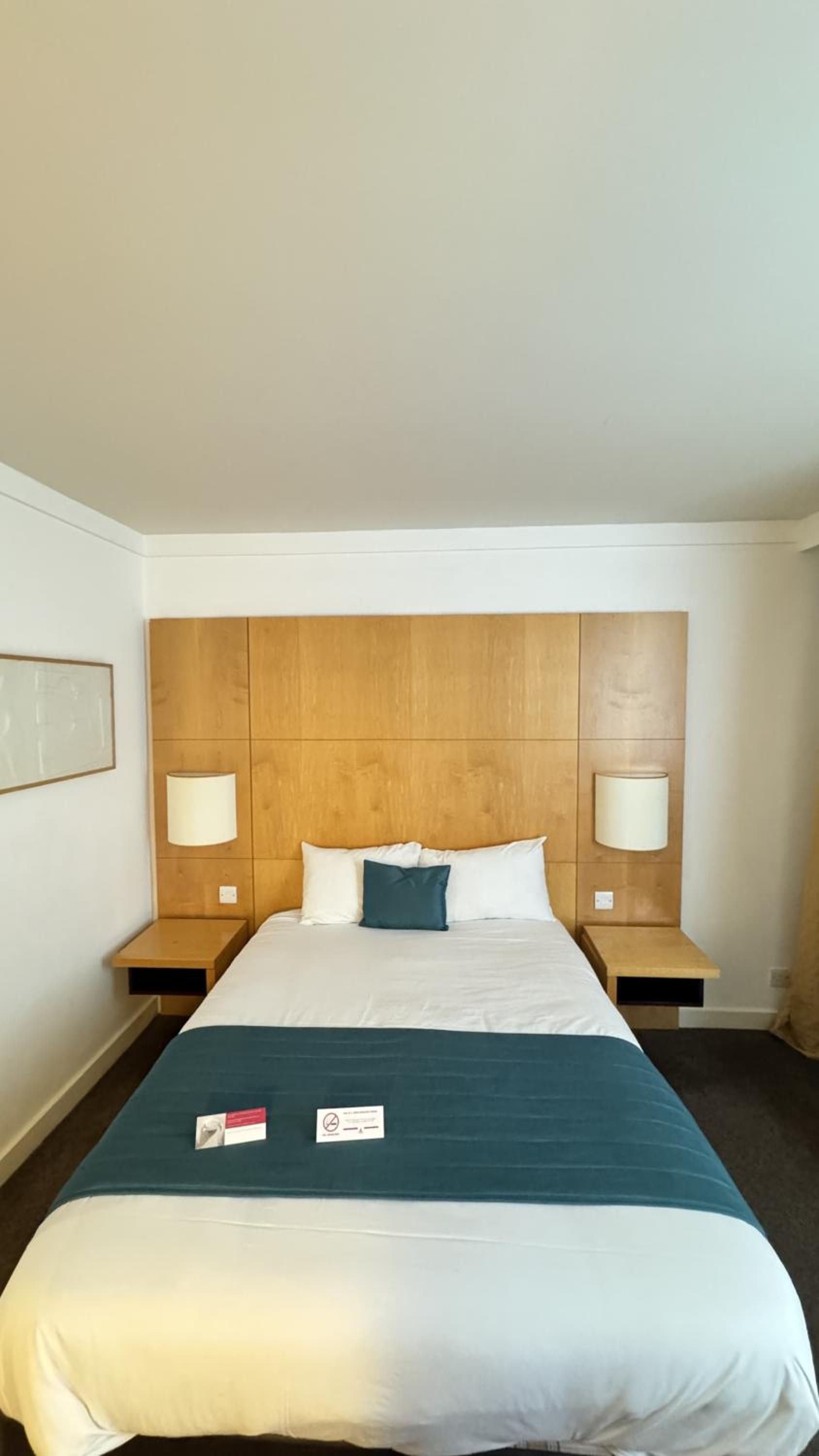 Double Room - Photo 7