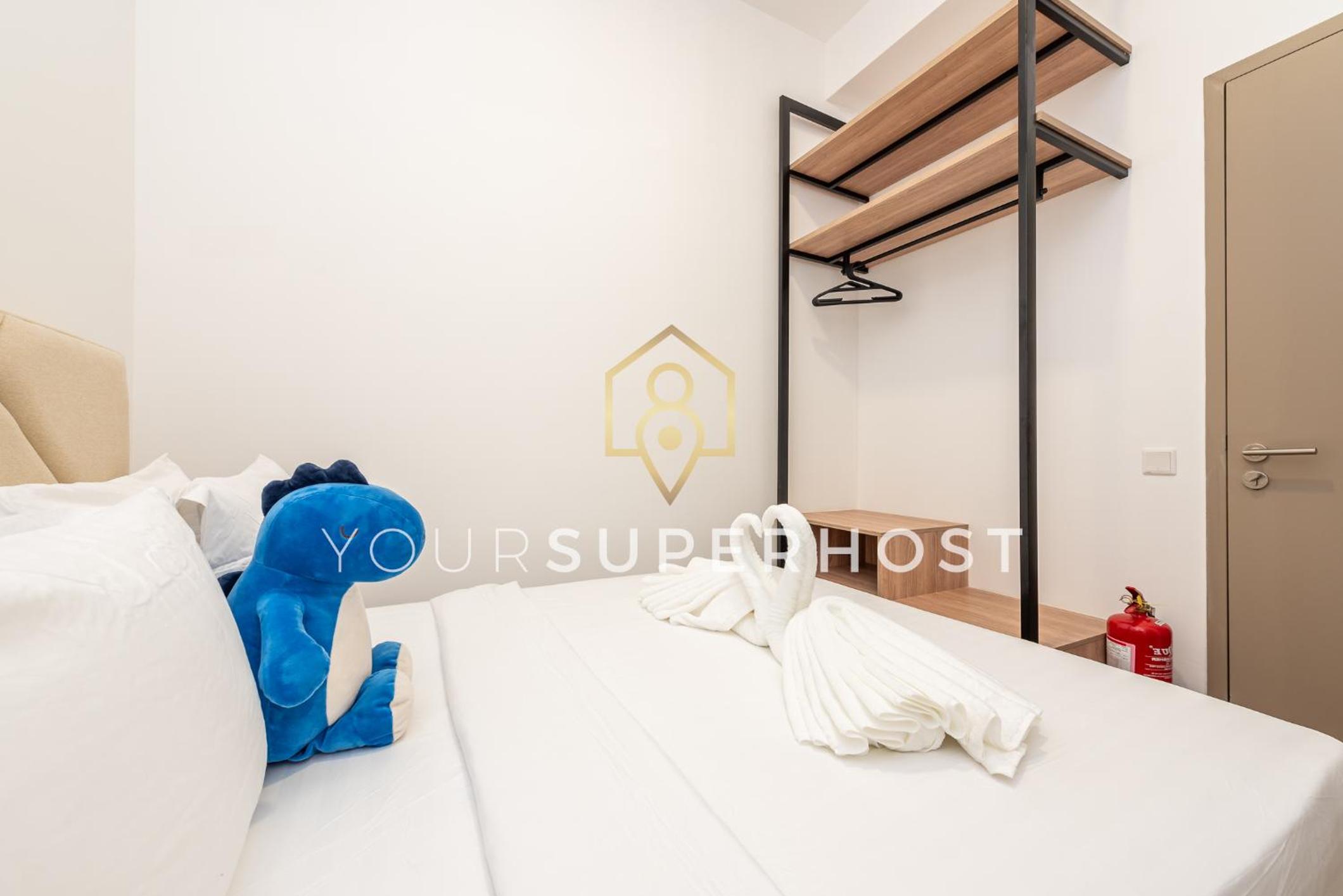 Deluxe Suite - Photo 6
