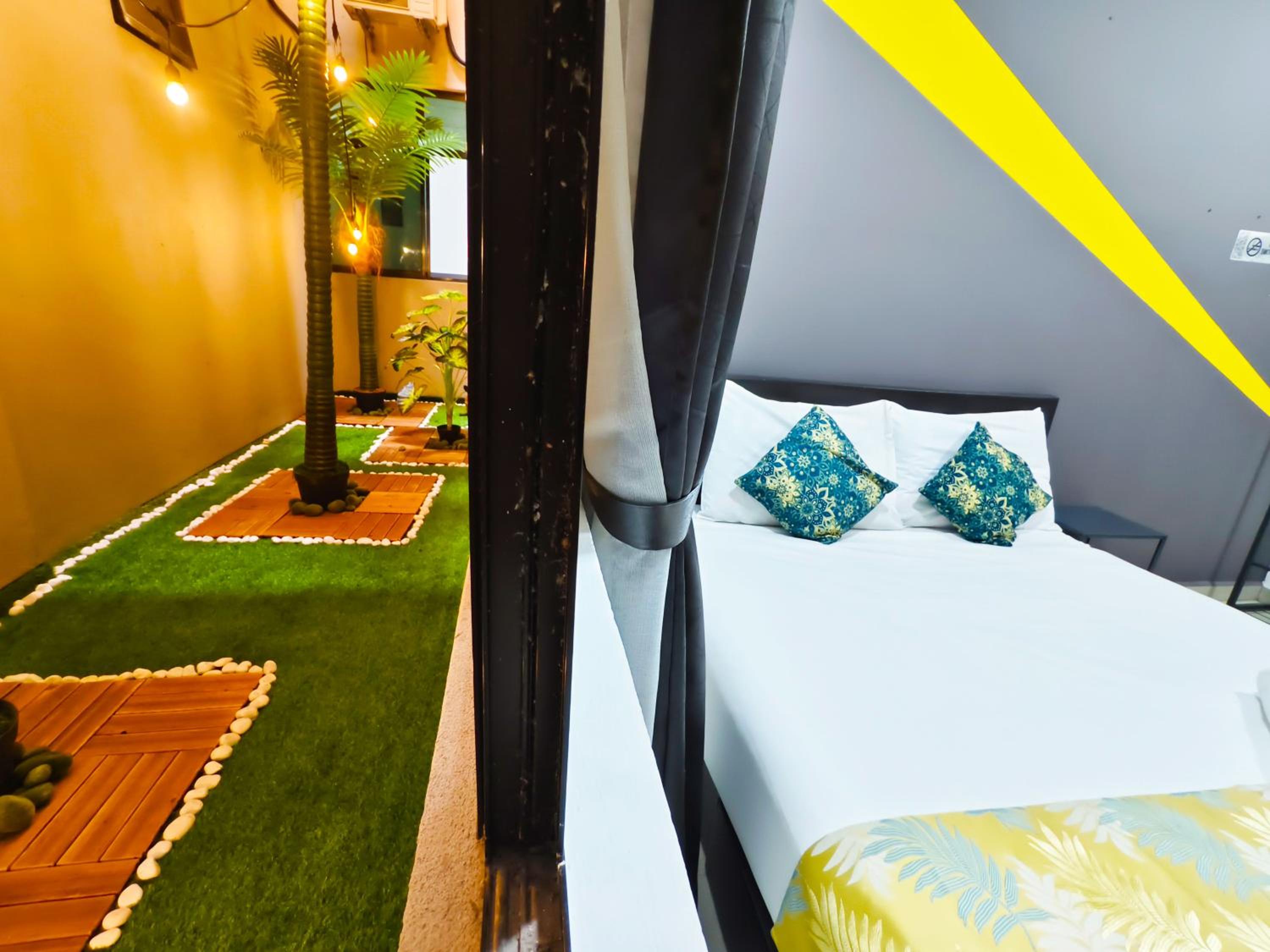 Queen Room with Garden View photo 1
