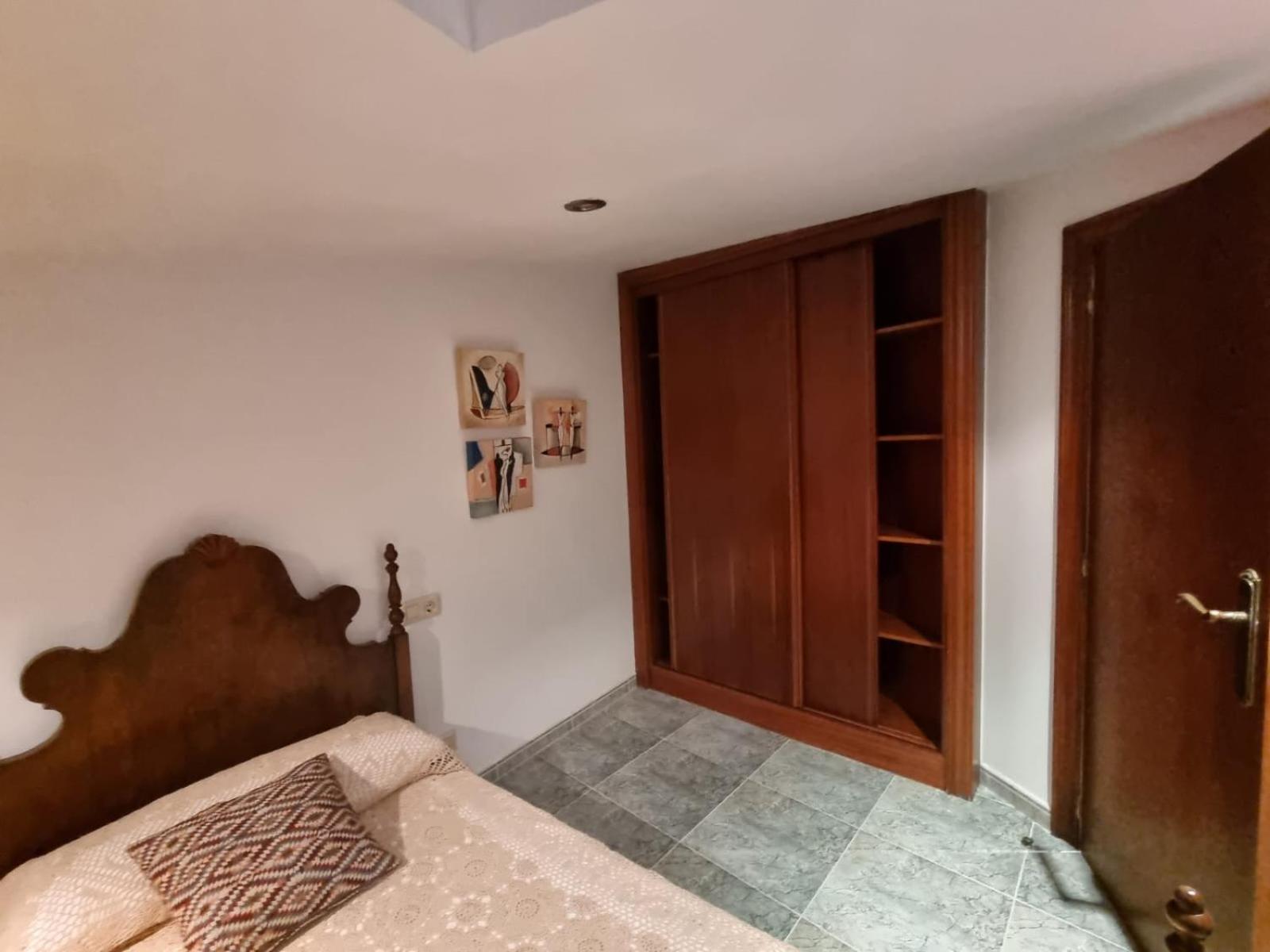 Casa de cuatro habitaciones