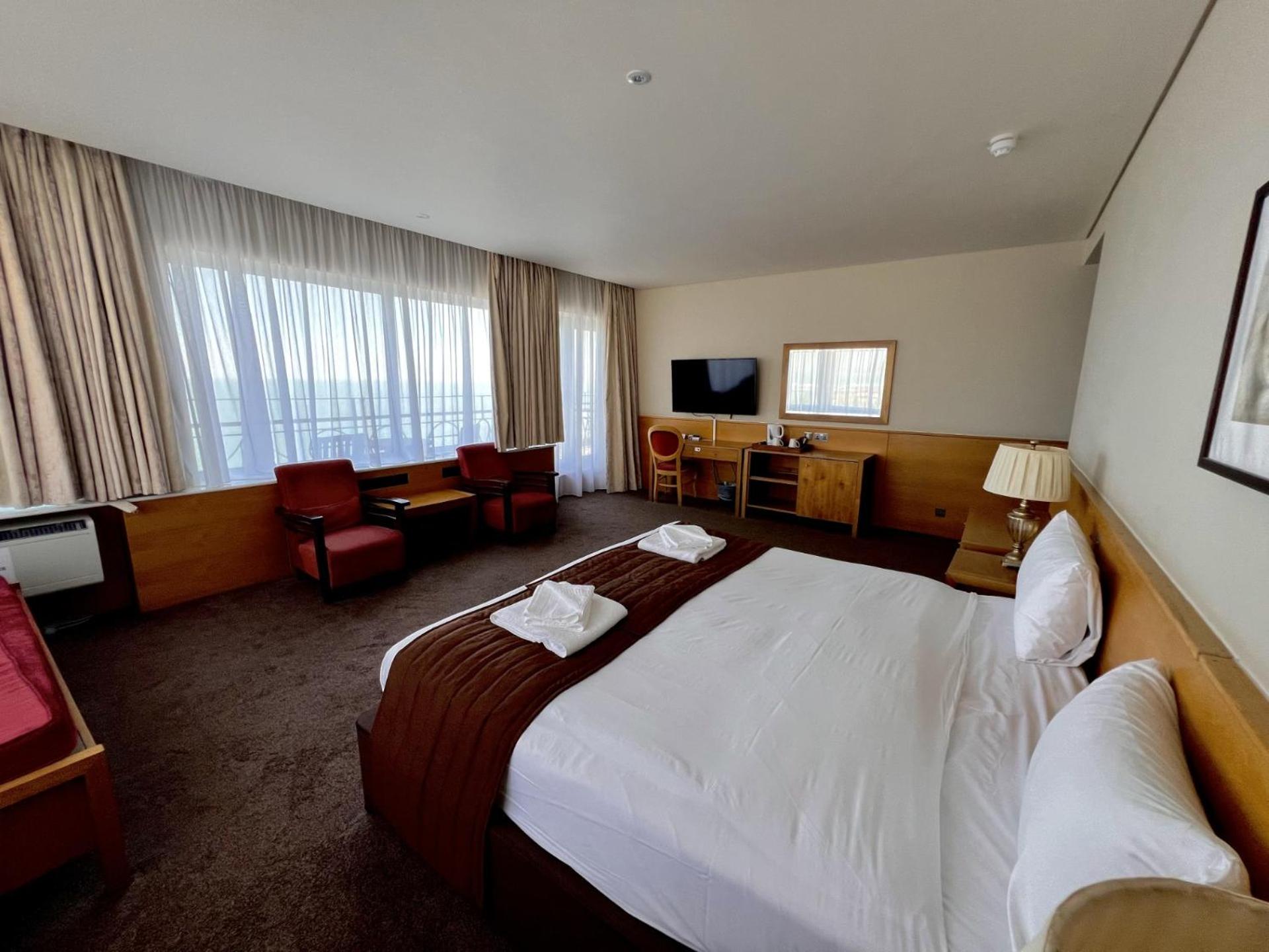 Superior Double Room - Photo 4