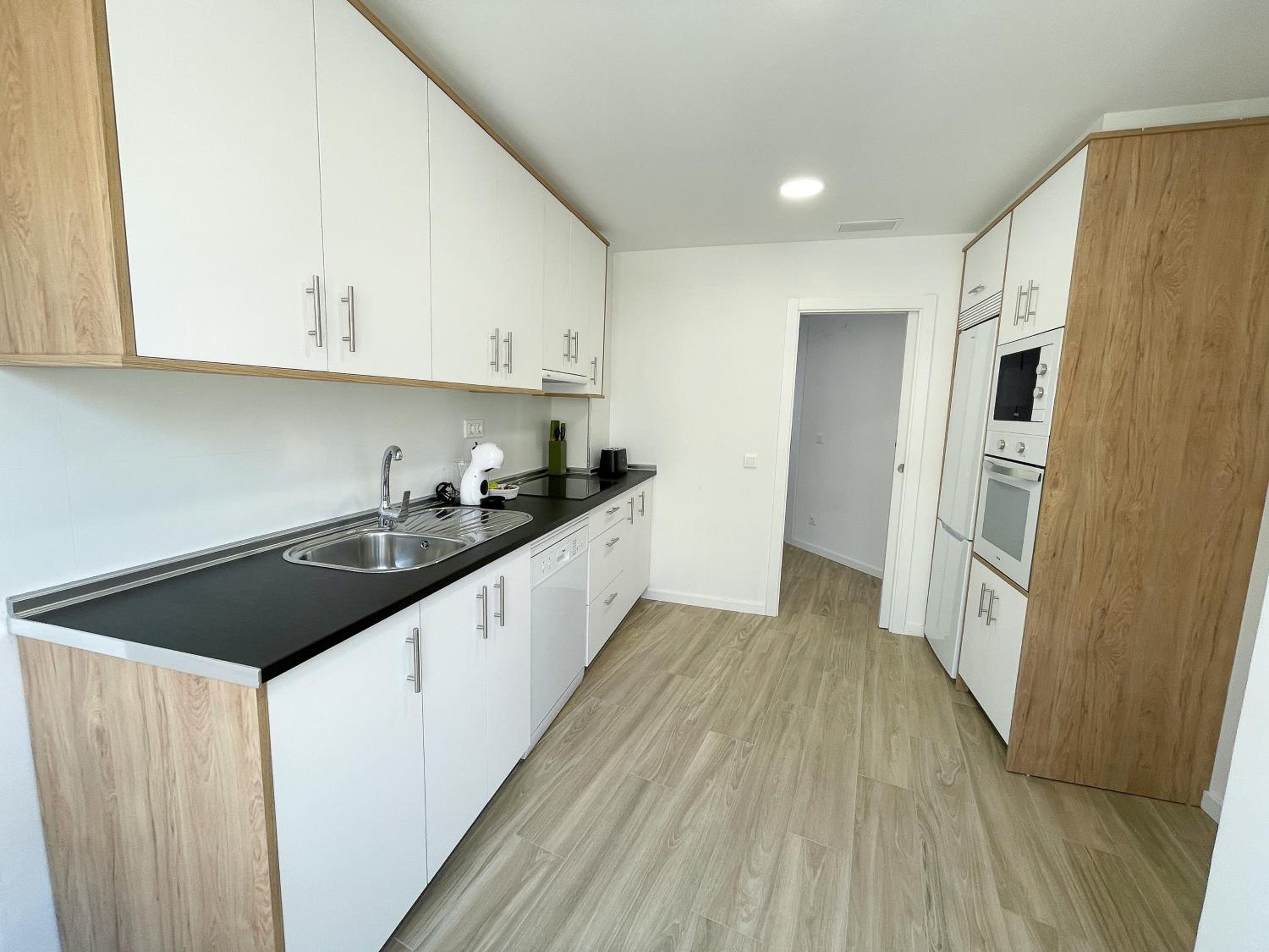 Apartment photo 2
