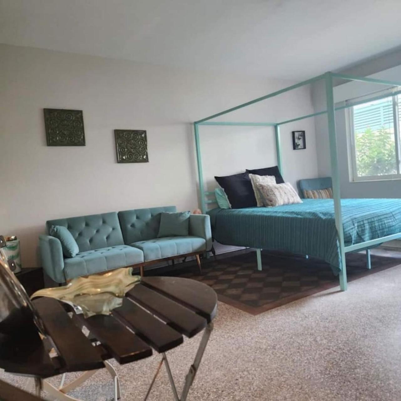 Apartment photo 1