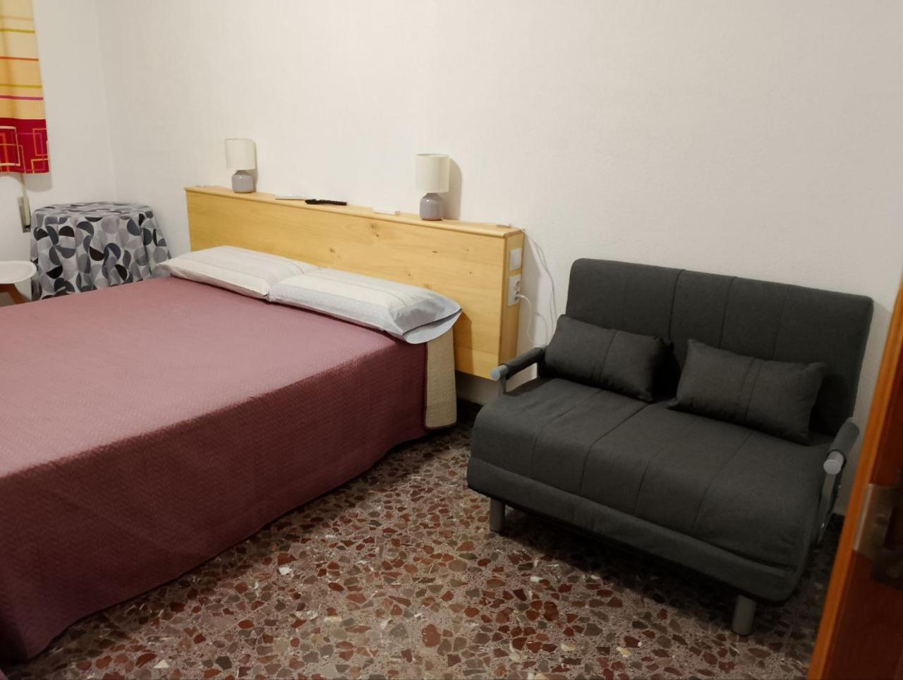 Queen Room photo 3