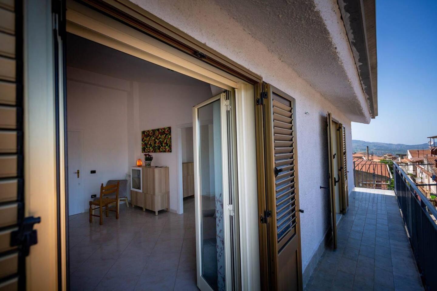 One-Bedroom Apartment - Photo 6