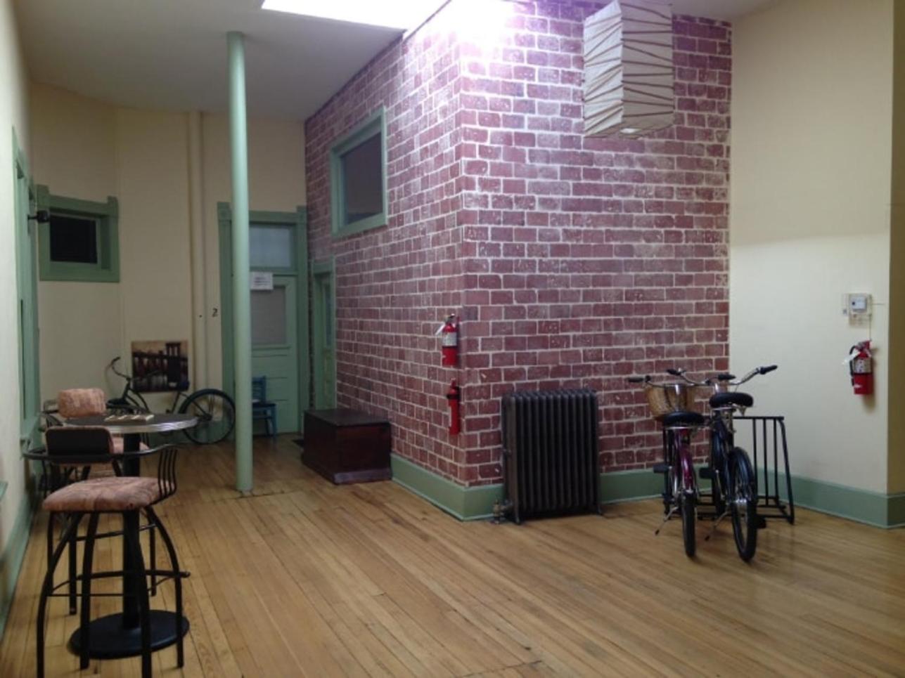 Apartment photo 2