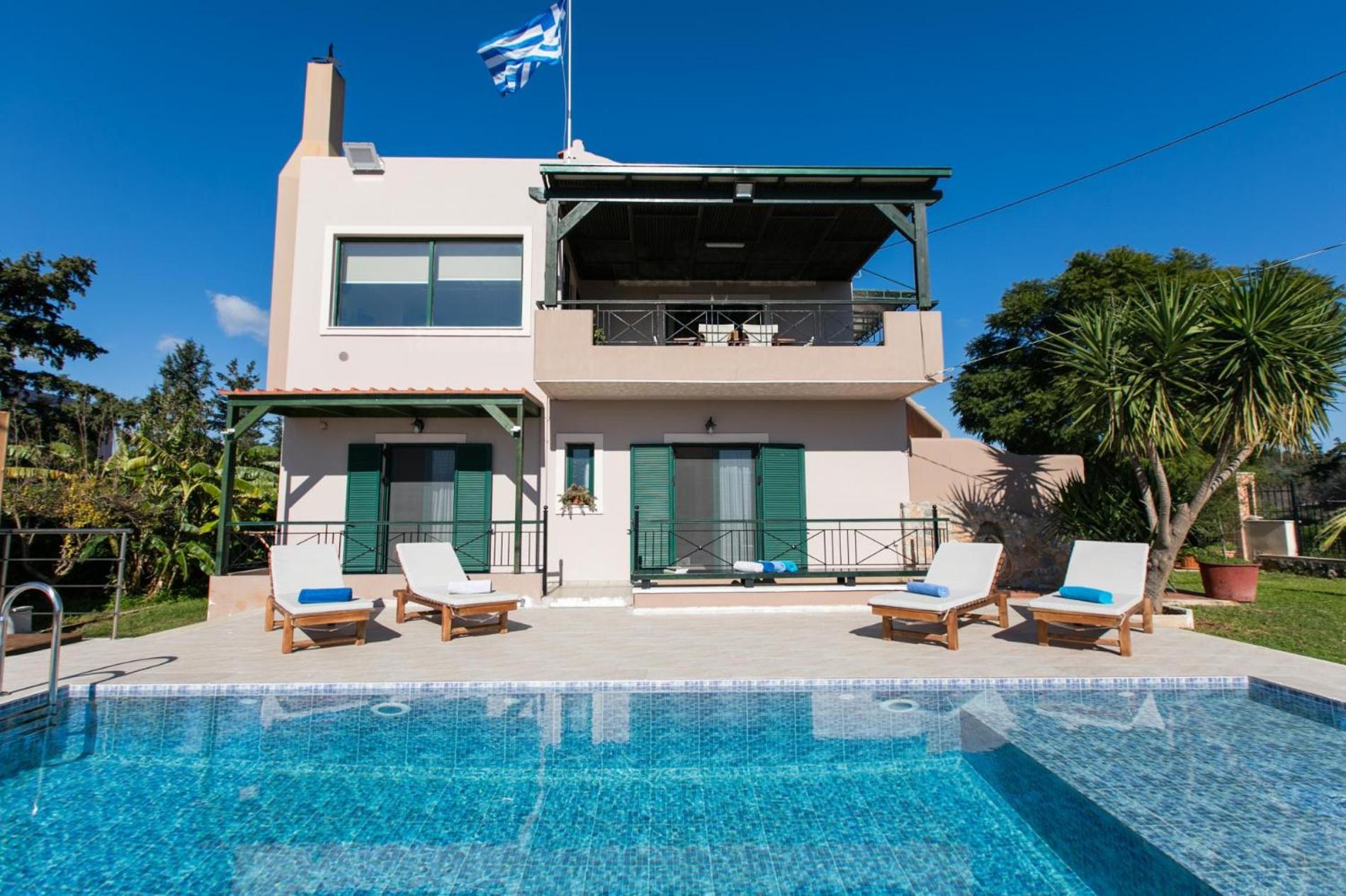 Three-Bedroom Villa photo 3