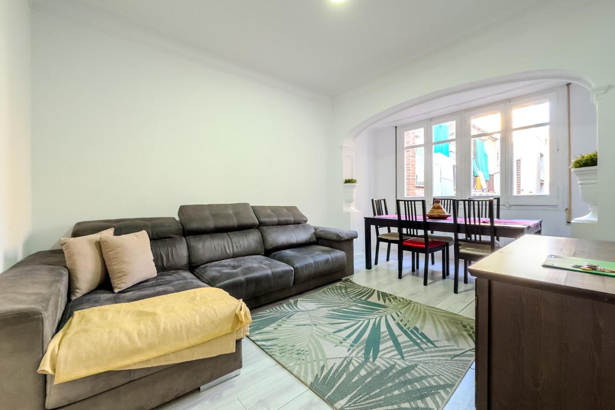 Apartamento de Cuatro Habitaciones