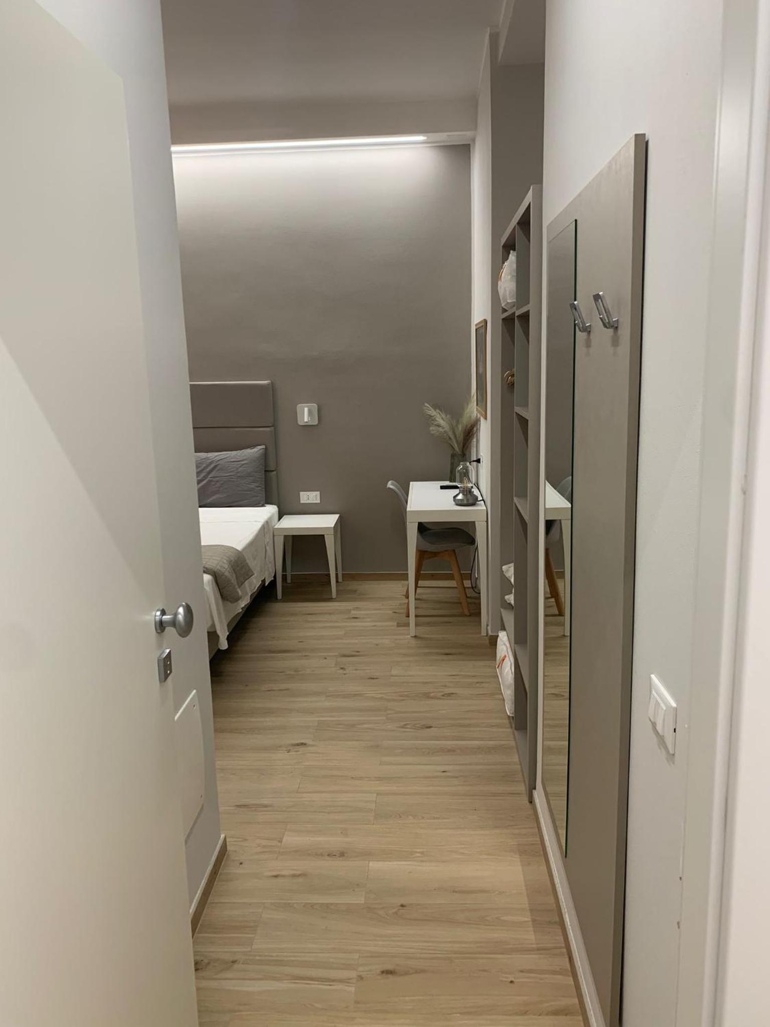 Double or Twin Room with Private Bathroom photo 1