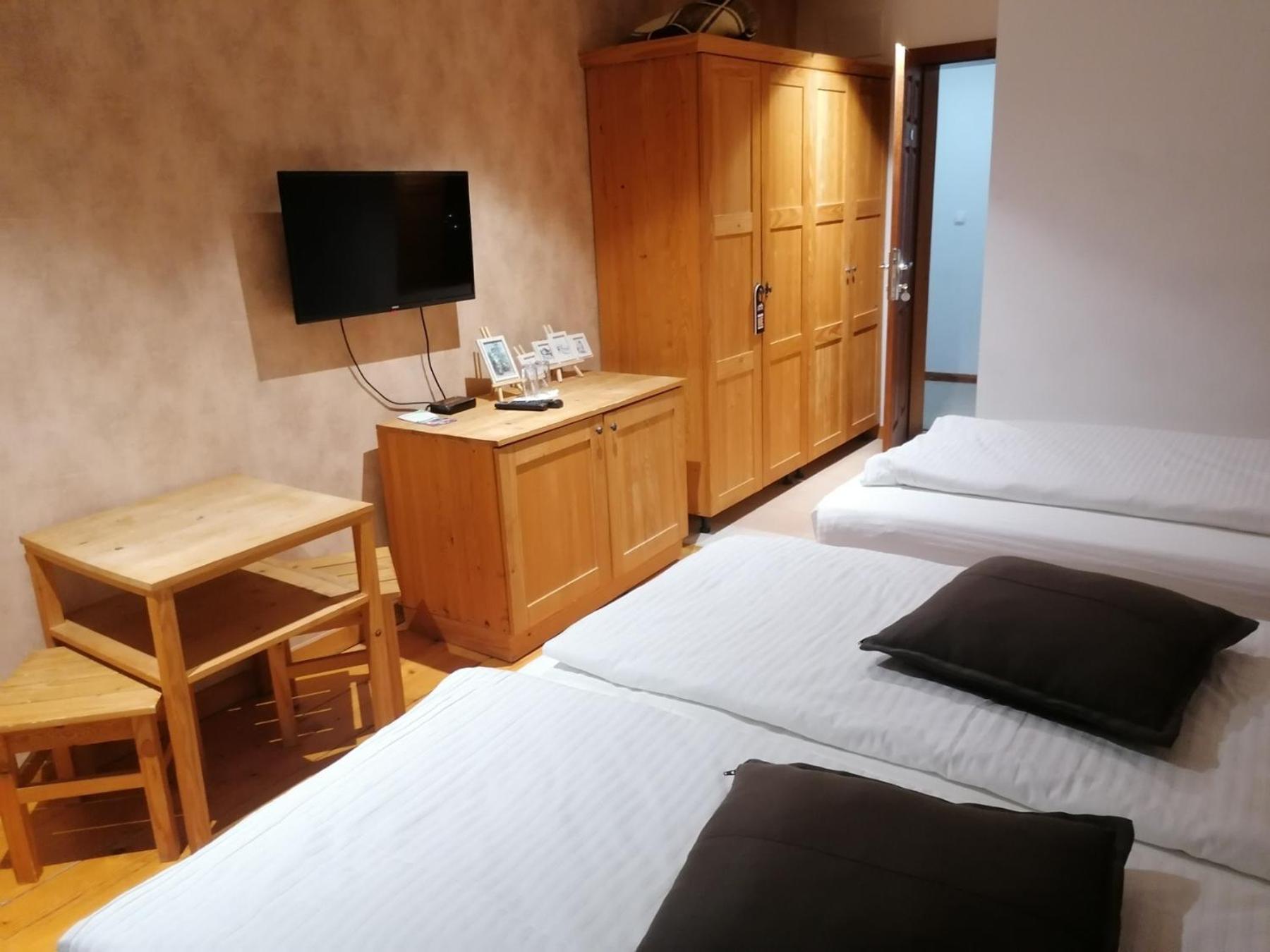 Triple Room photo 2