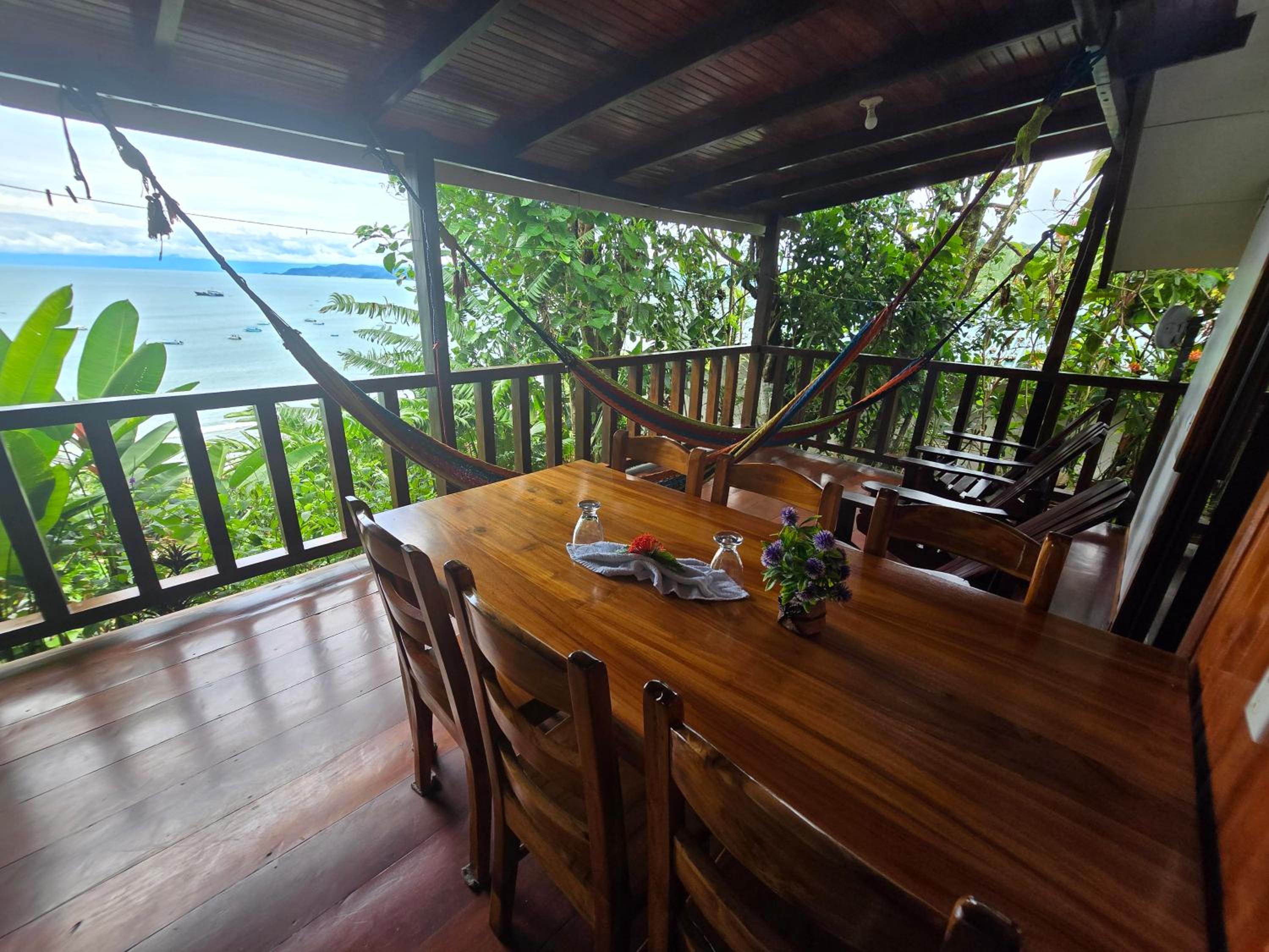 Family Two-Bedroom Apartment with Ocean View photo 2