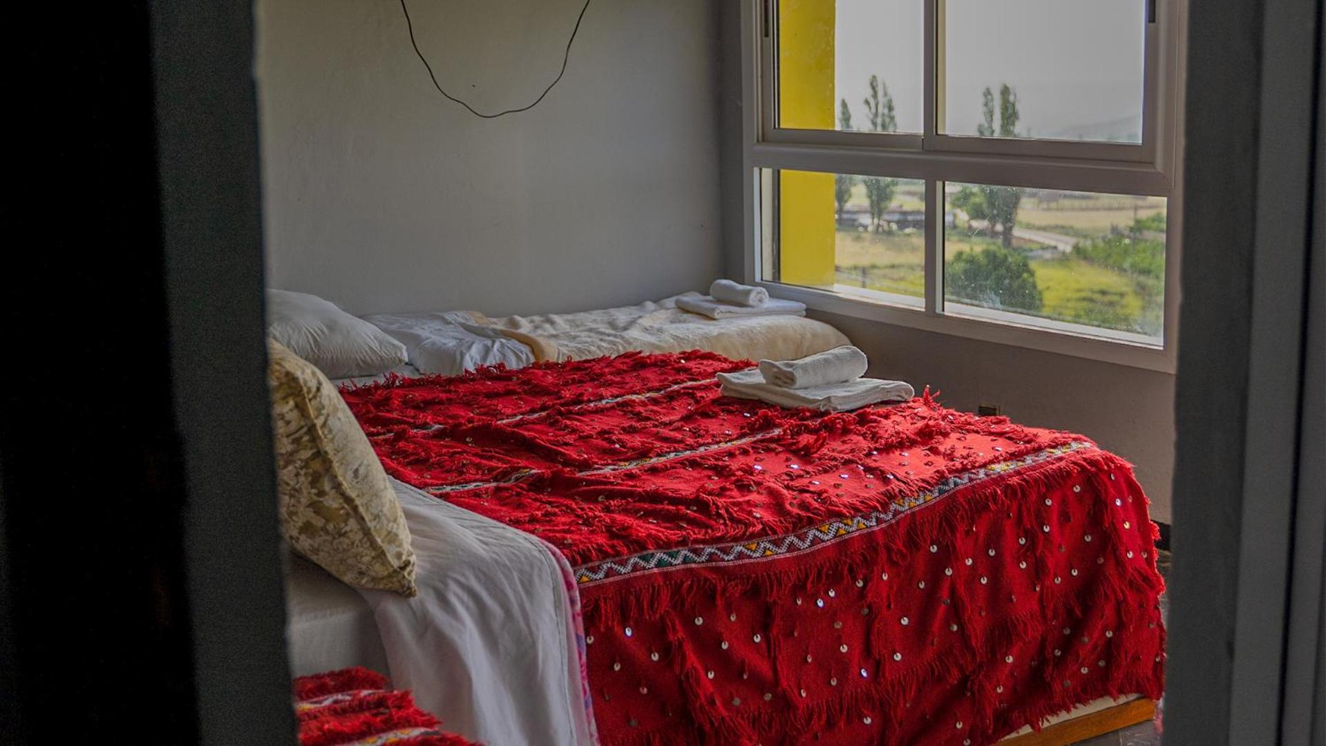 Deluxe Double Room with Shower - Photo 15