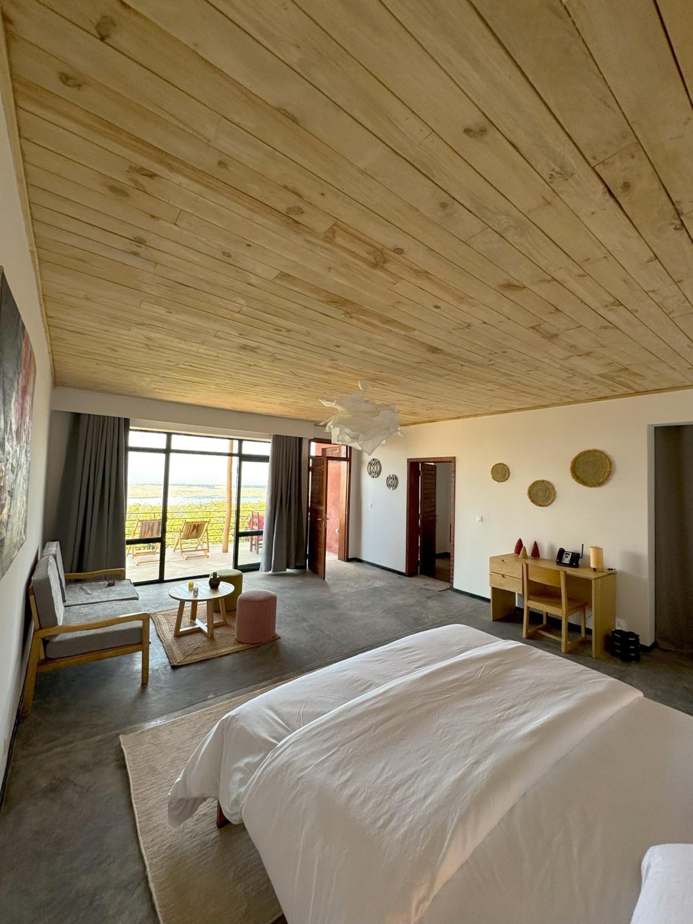 Standard Bungalow with Lake View photo 1