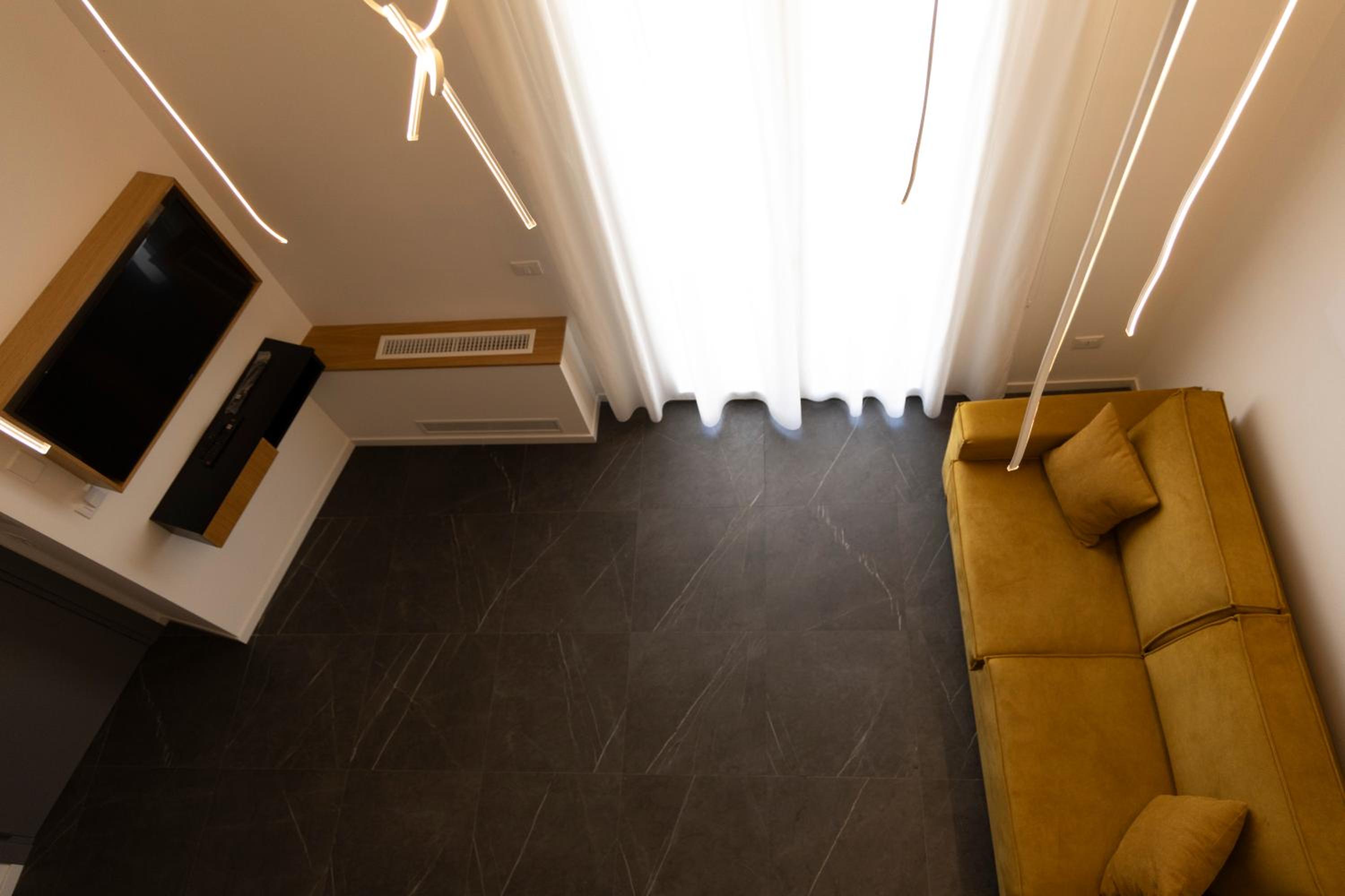 Maisonette photo 2