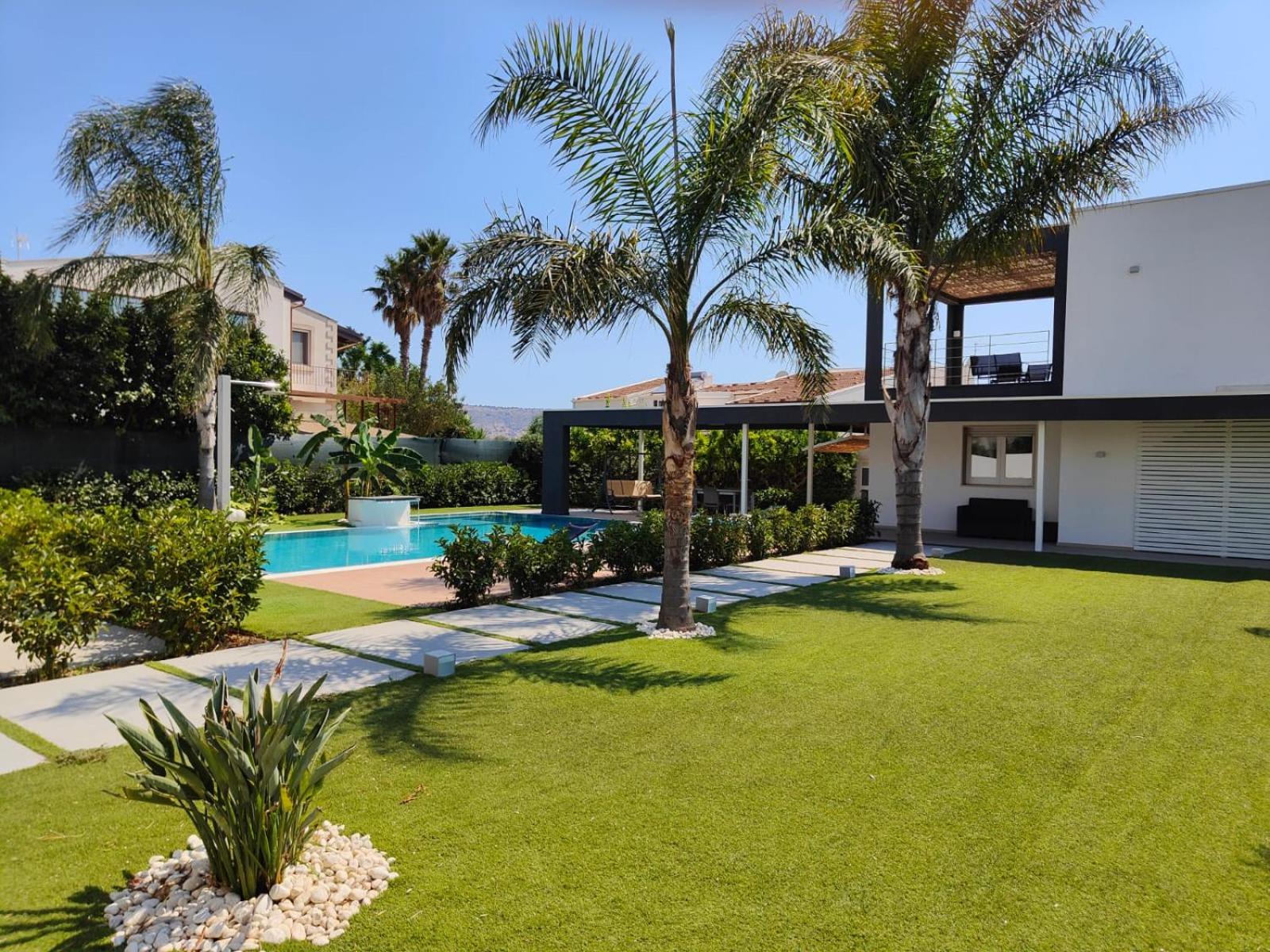 Villa with Private Pool photo 2