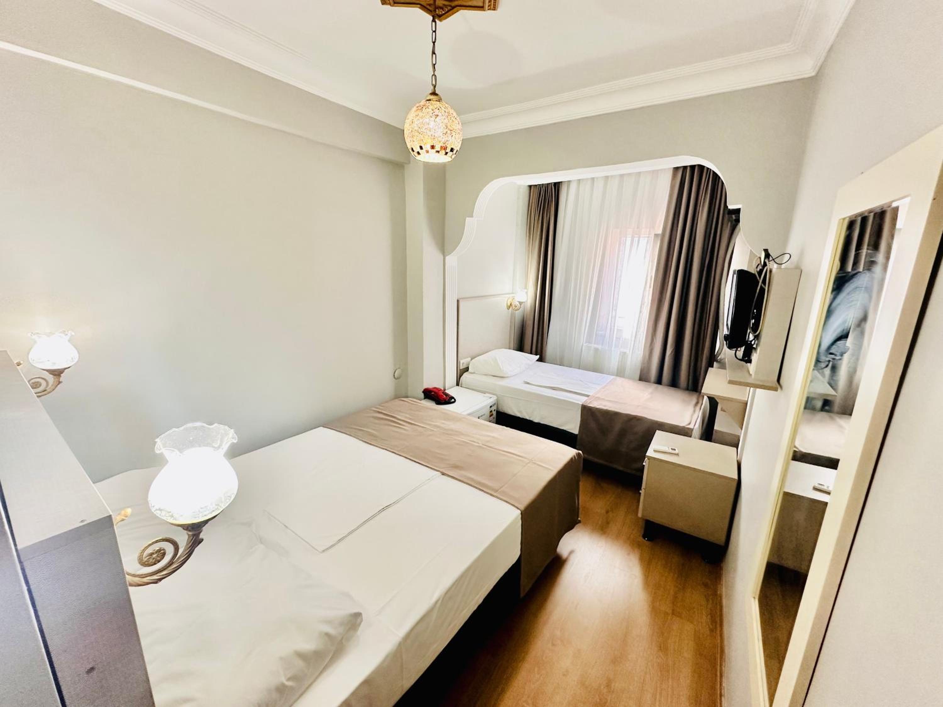 Triple Room photo 2