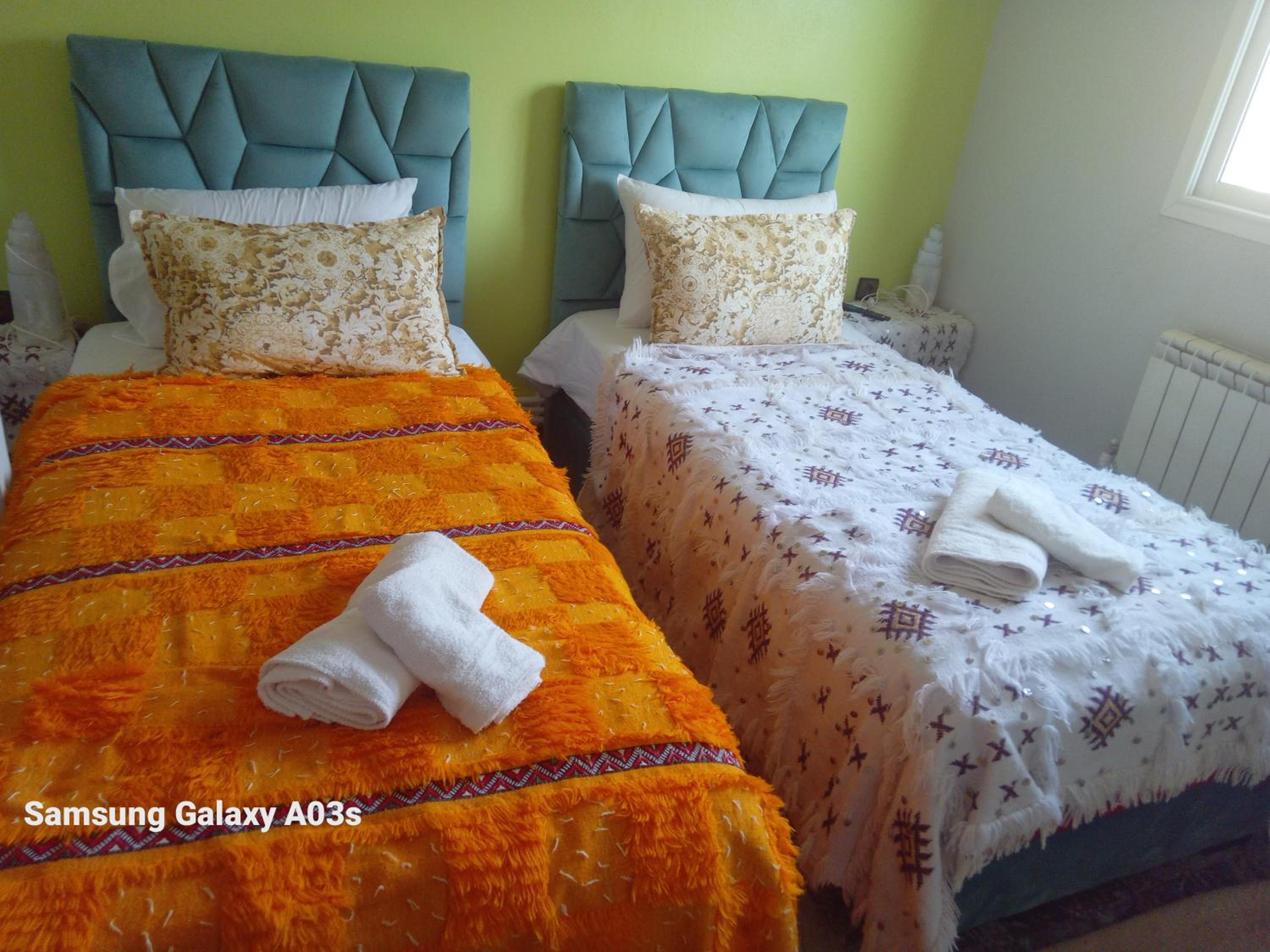 Budget Double Room - Photo 10