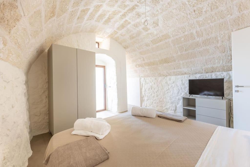 One-Bedroom House photo 1