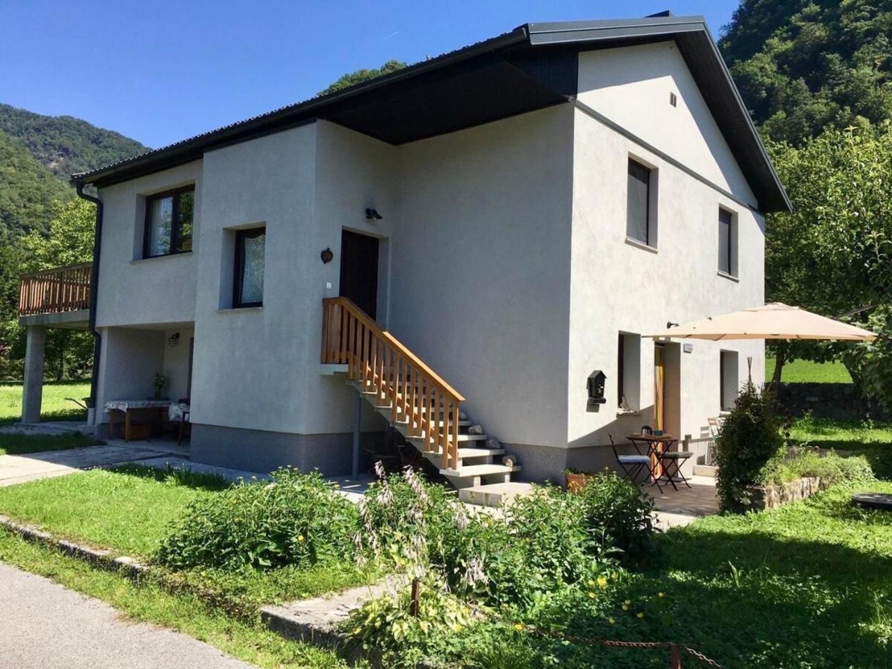 Four-Bedroom House photo 3