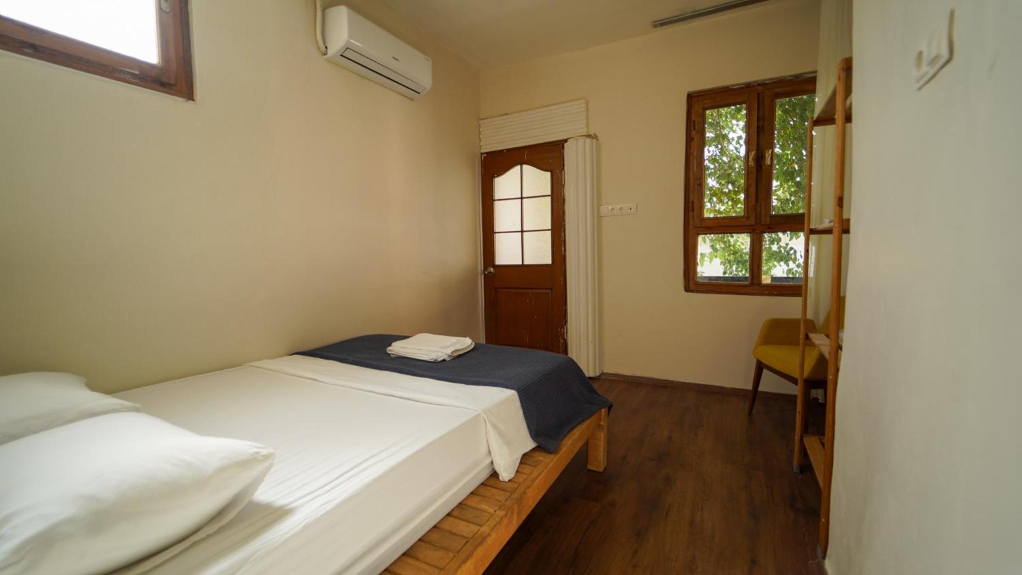 Double Room with Balcony photo 3