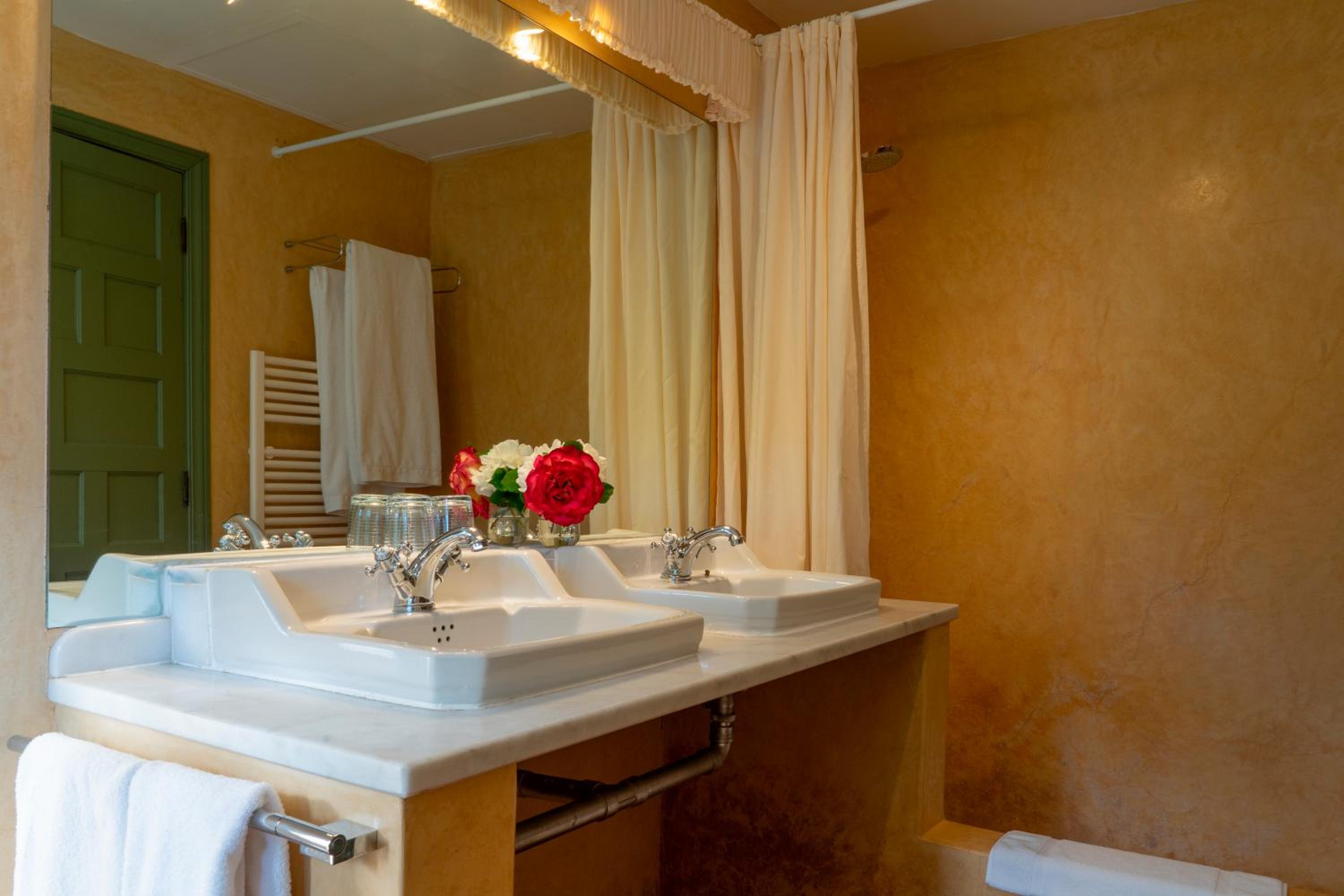 Superior Double Room - Photo 35